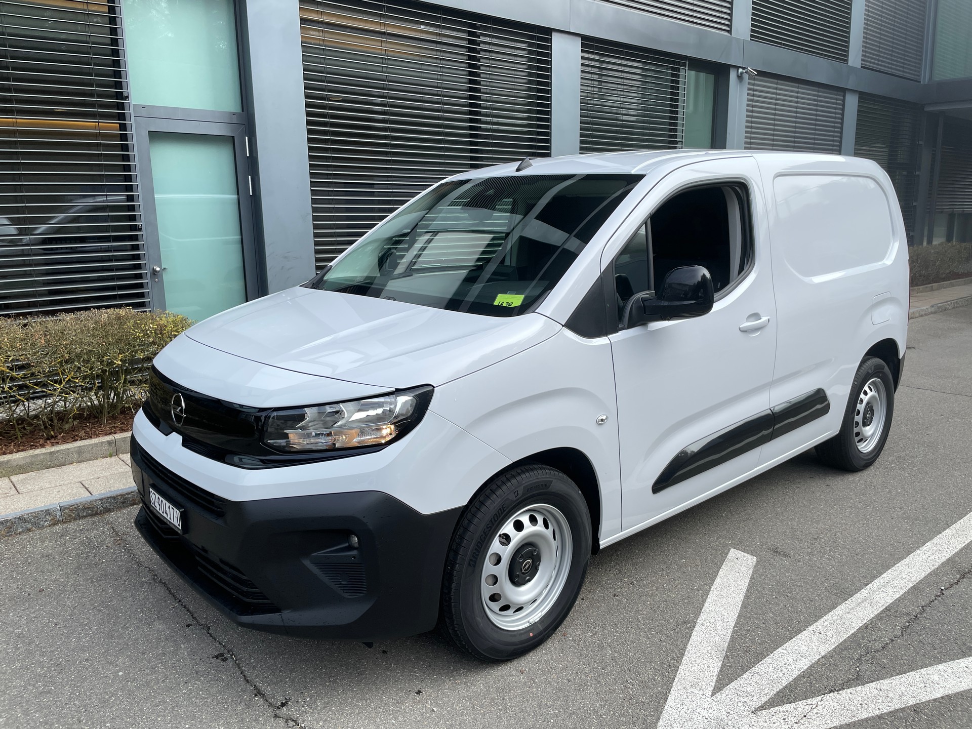 OPEL Combo-e 50 kWh Cargo-image-0