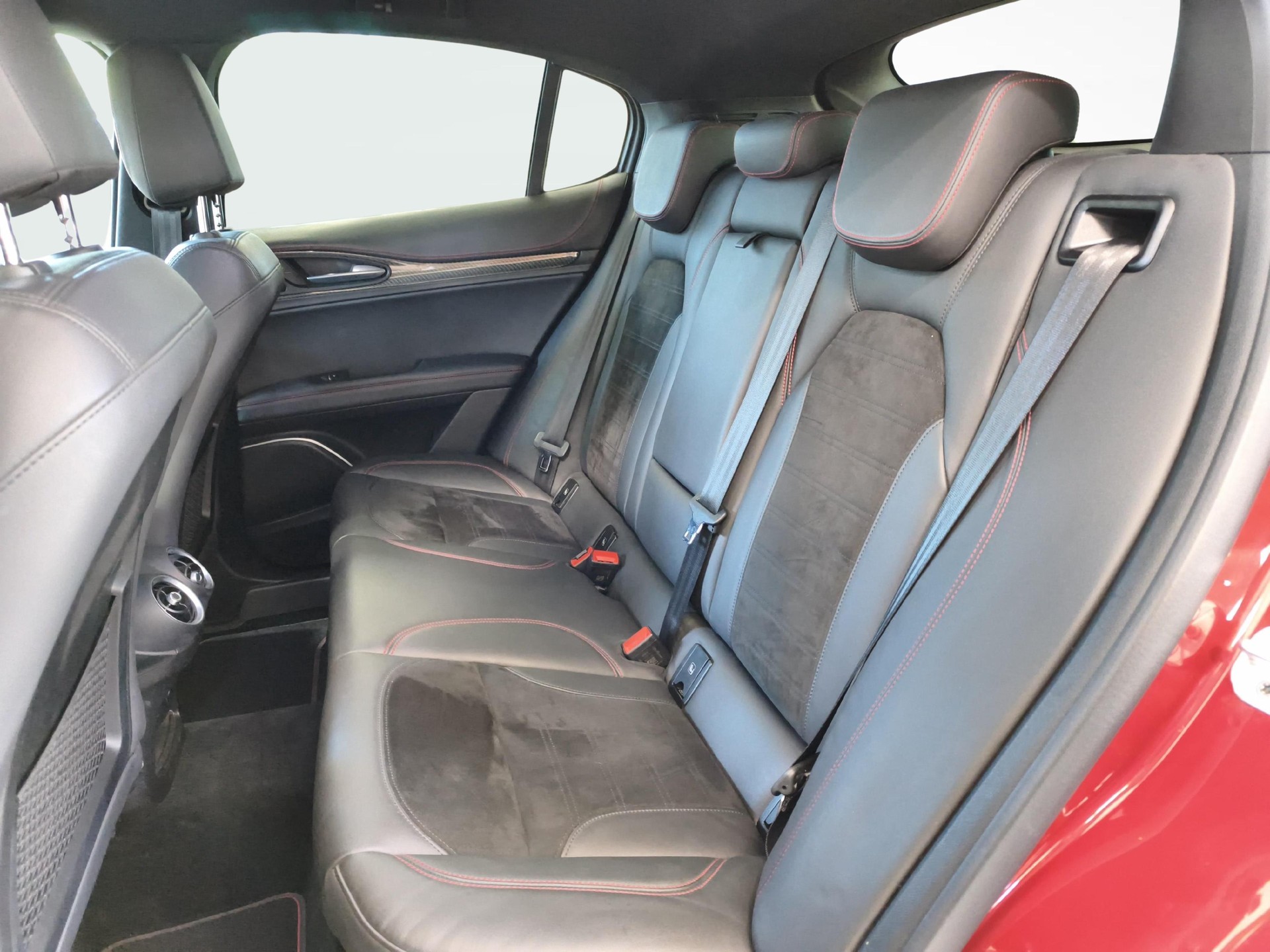 ALFA ROMEO Stelvio 2.9 V6 Biturbo Q4 Quadrifoglio-image-10