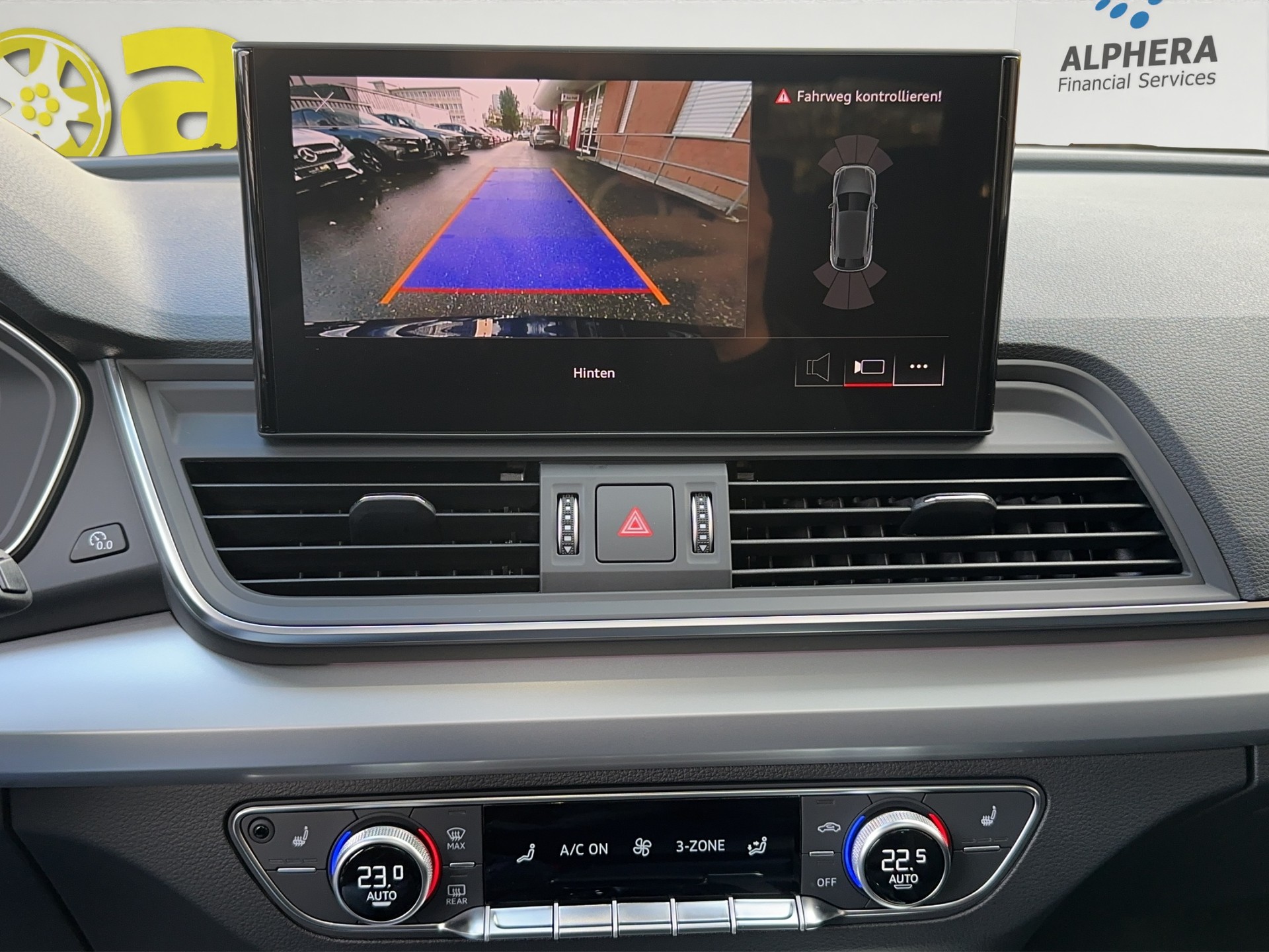 AUDI Q5 Sportback 40 TDI S-Line quattro AHK 4x4-image-17