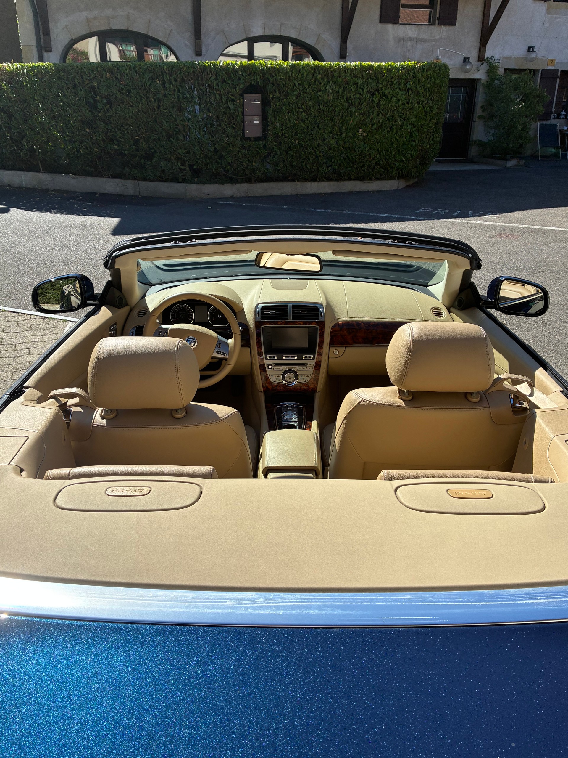 JAGUAR Supercharged-image-4