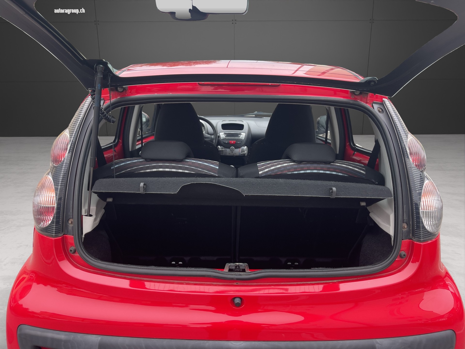 CITROEN C1 1.0i Attraction-image-14