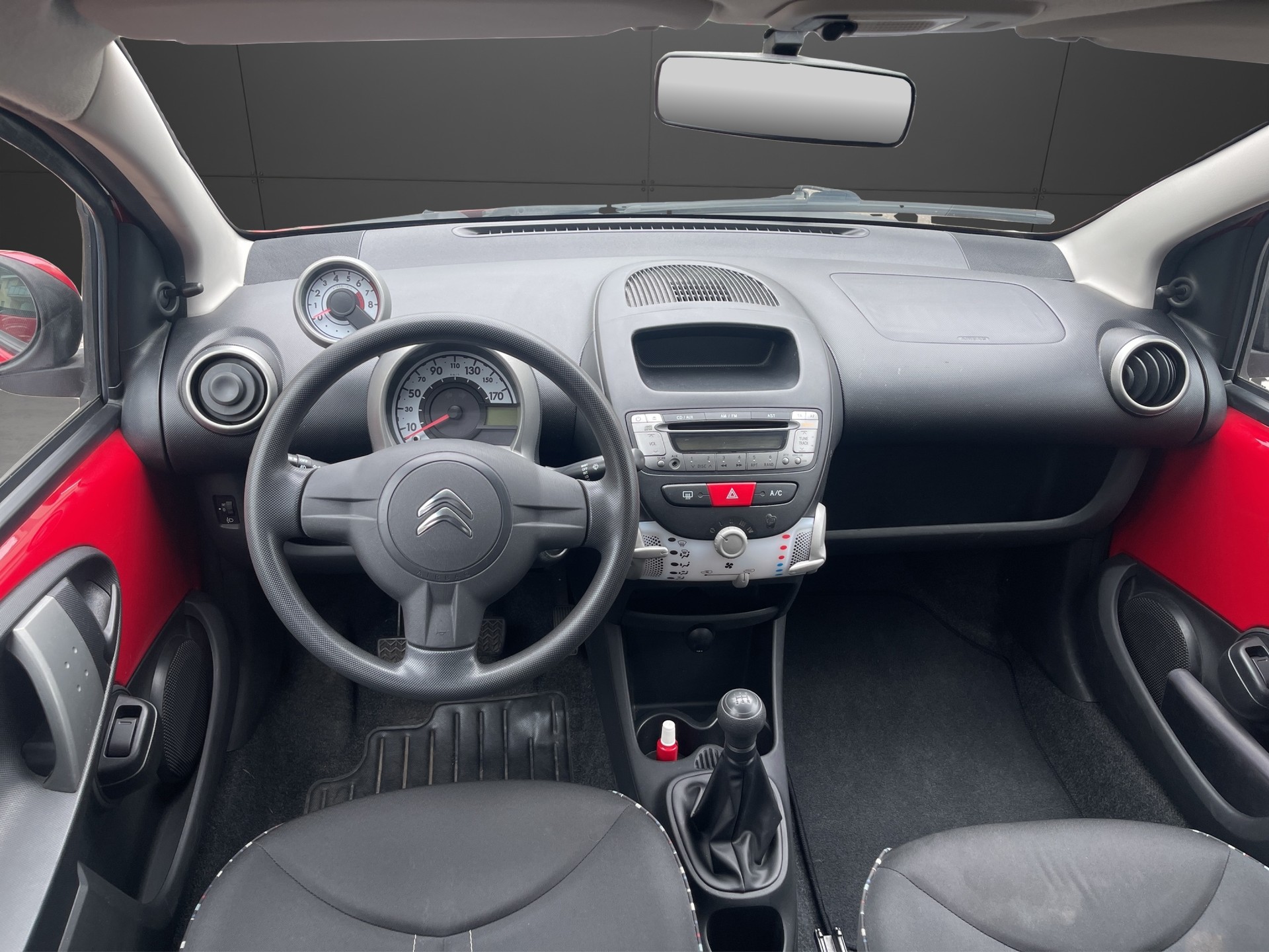 CITROEN C1 1.0i Attraction-image-10