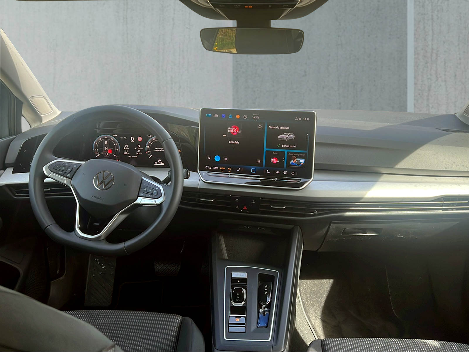 VW Golf Variant 1.5 eTSI mHEV Basis DSG-image-7