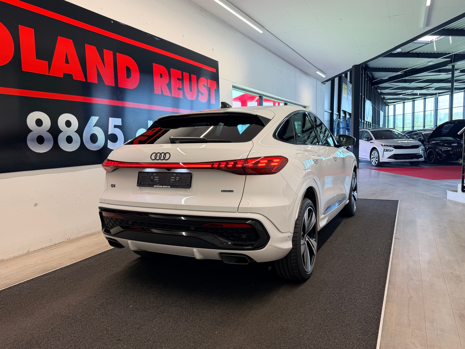 AUDI Q5 Sportback S Line e-hybrid quattro 220 kW S-tronic-image-7