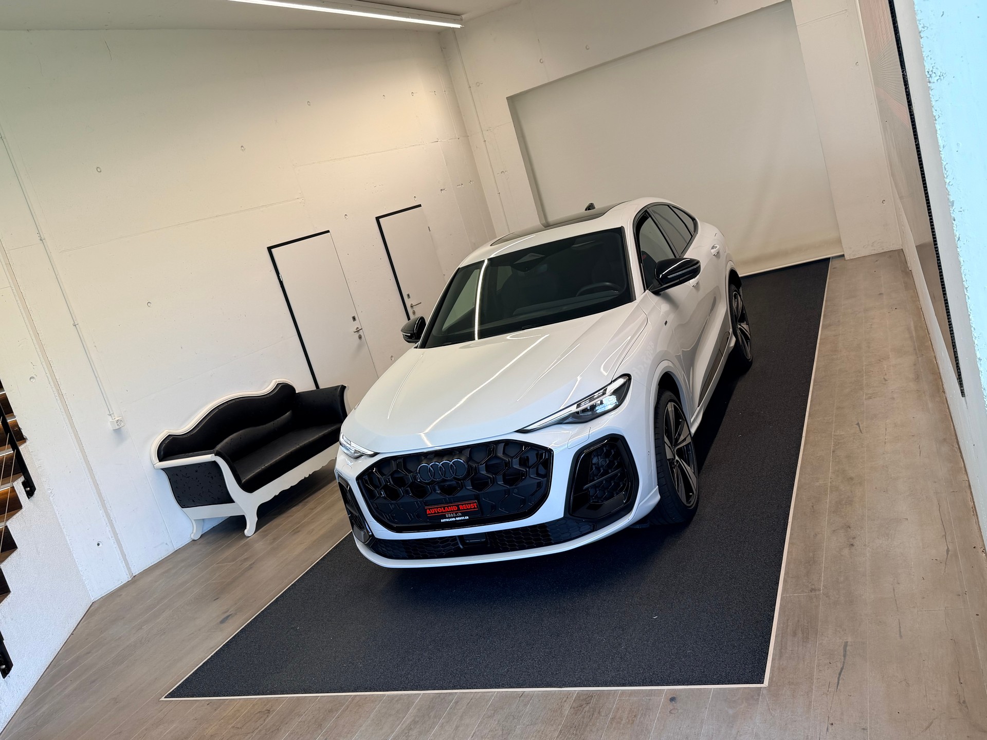 AUDI Q5 Sportback S Line e-hybrid quattro 220 kW S-tronic-image-3