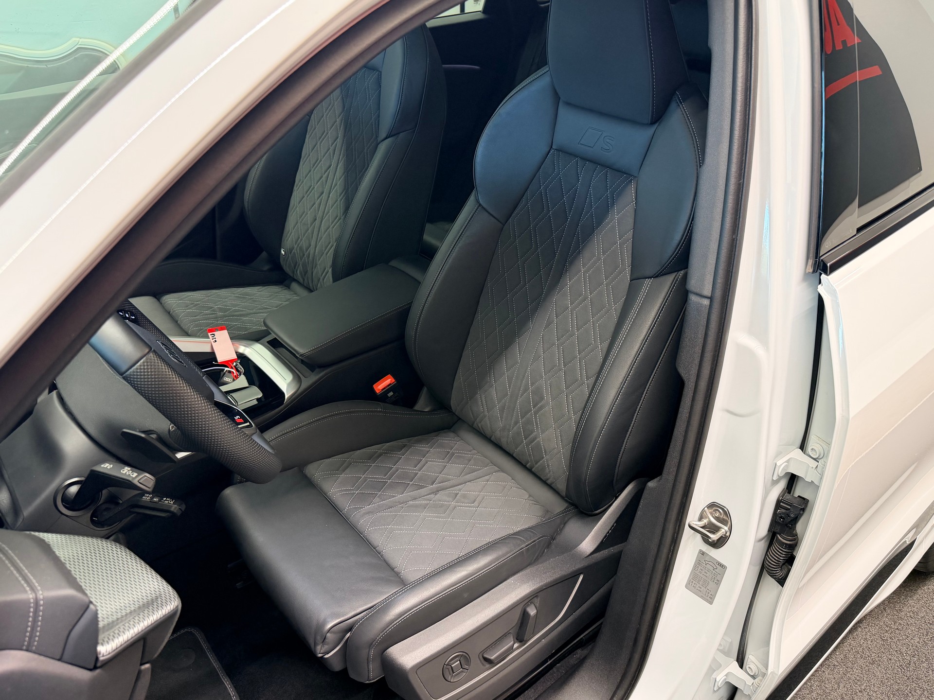 AUDI Q5 Sportback S Line e-hybrid quattro 220 kW S-tronic-image-14