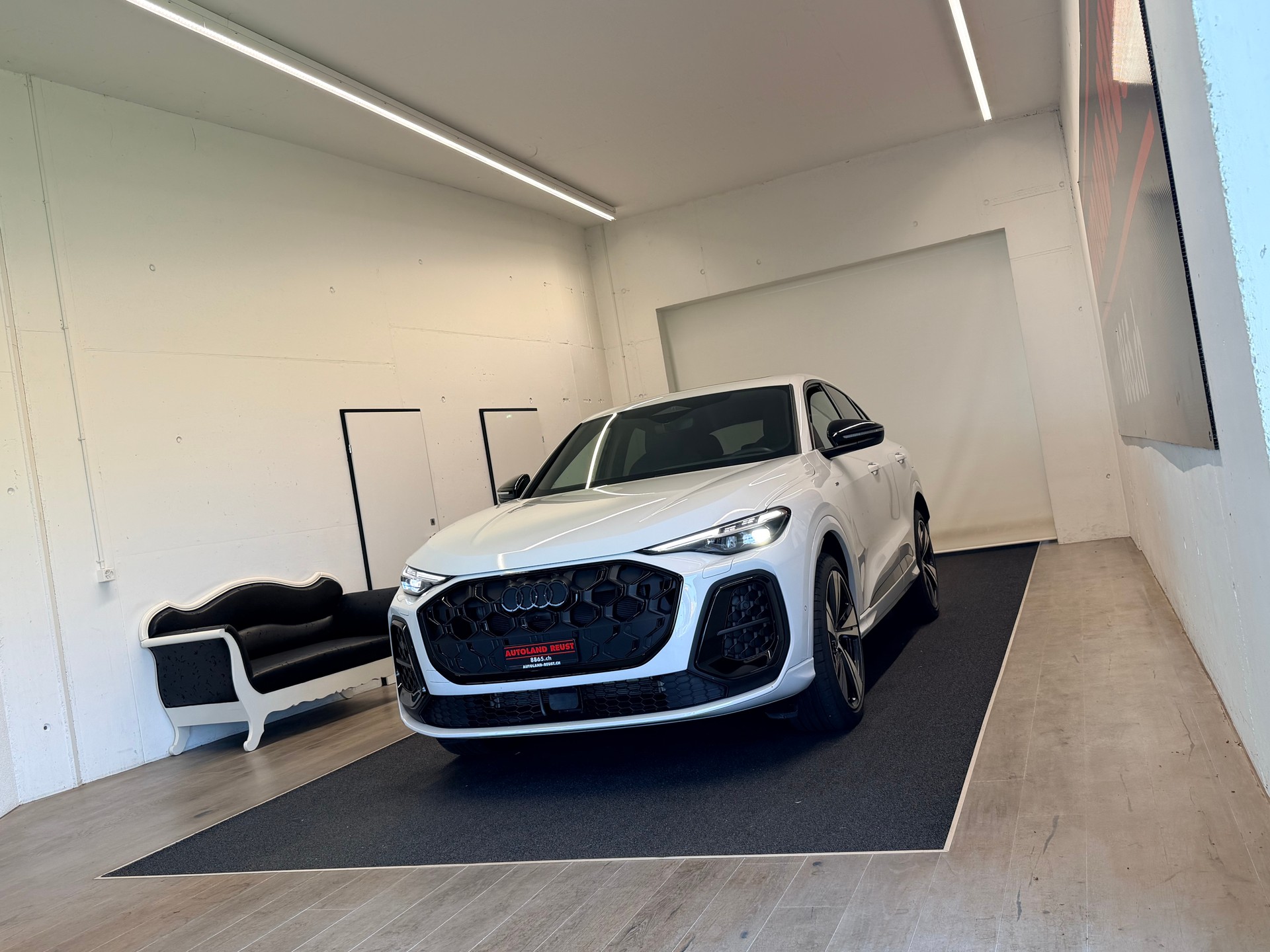 AUDI Q5 Sportback S Line e-hybrid quattro 220 kW S-tronic-image-2