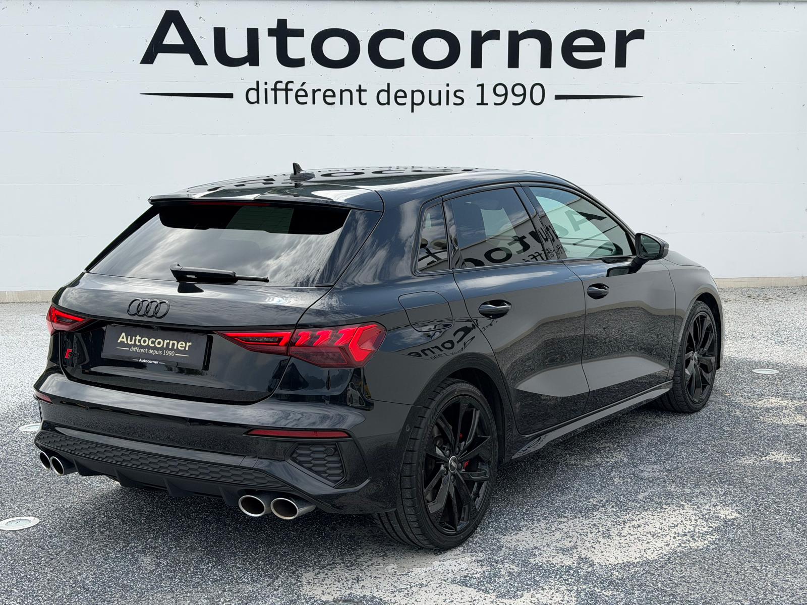 AUDI S3 Sportback 2.0 TFSI quattro S-tronic-image-5