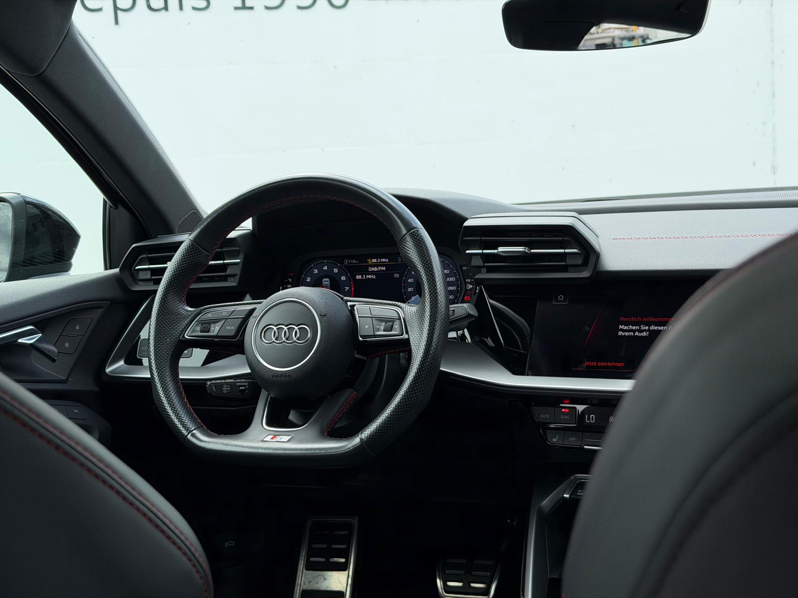 AUDI S3 Sportback 2.0 TFSI quattro S-tronic-image-11