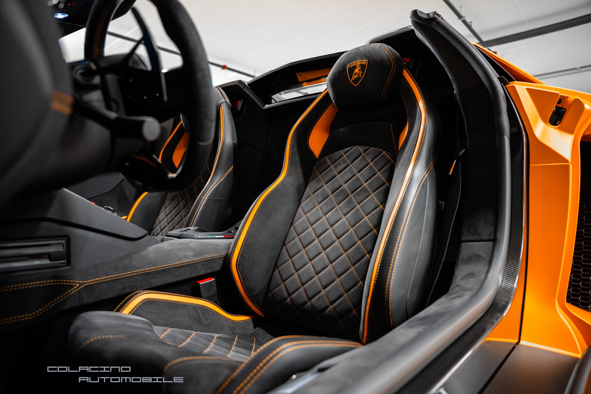 LAMBORGHINI Aventador S LP740-4 Roadster E-Gear-image-18