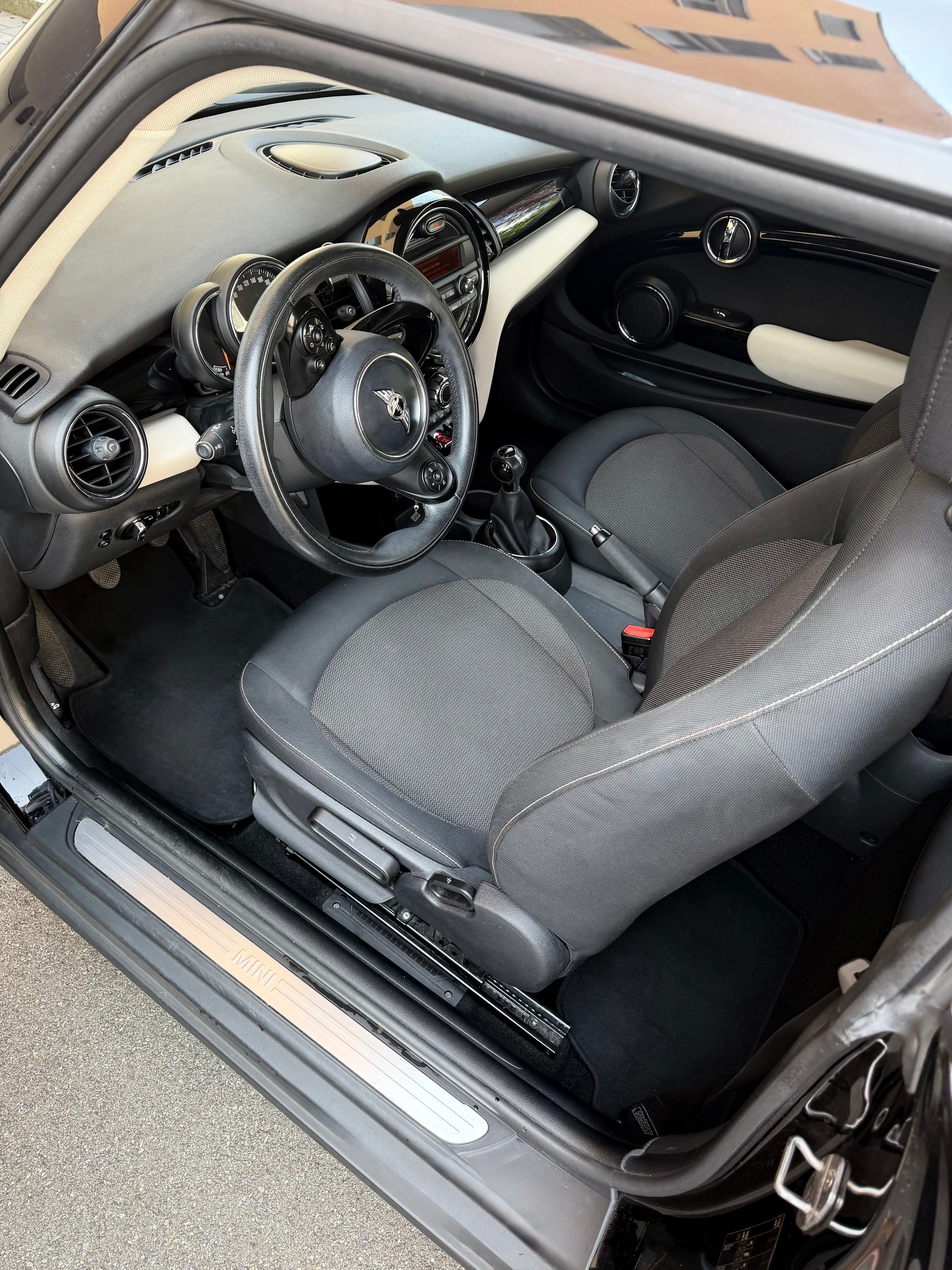 MINI One D-image-2