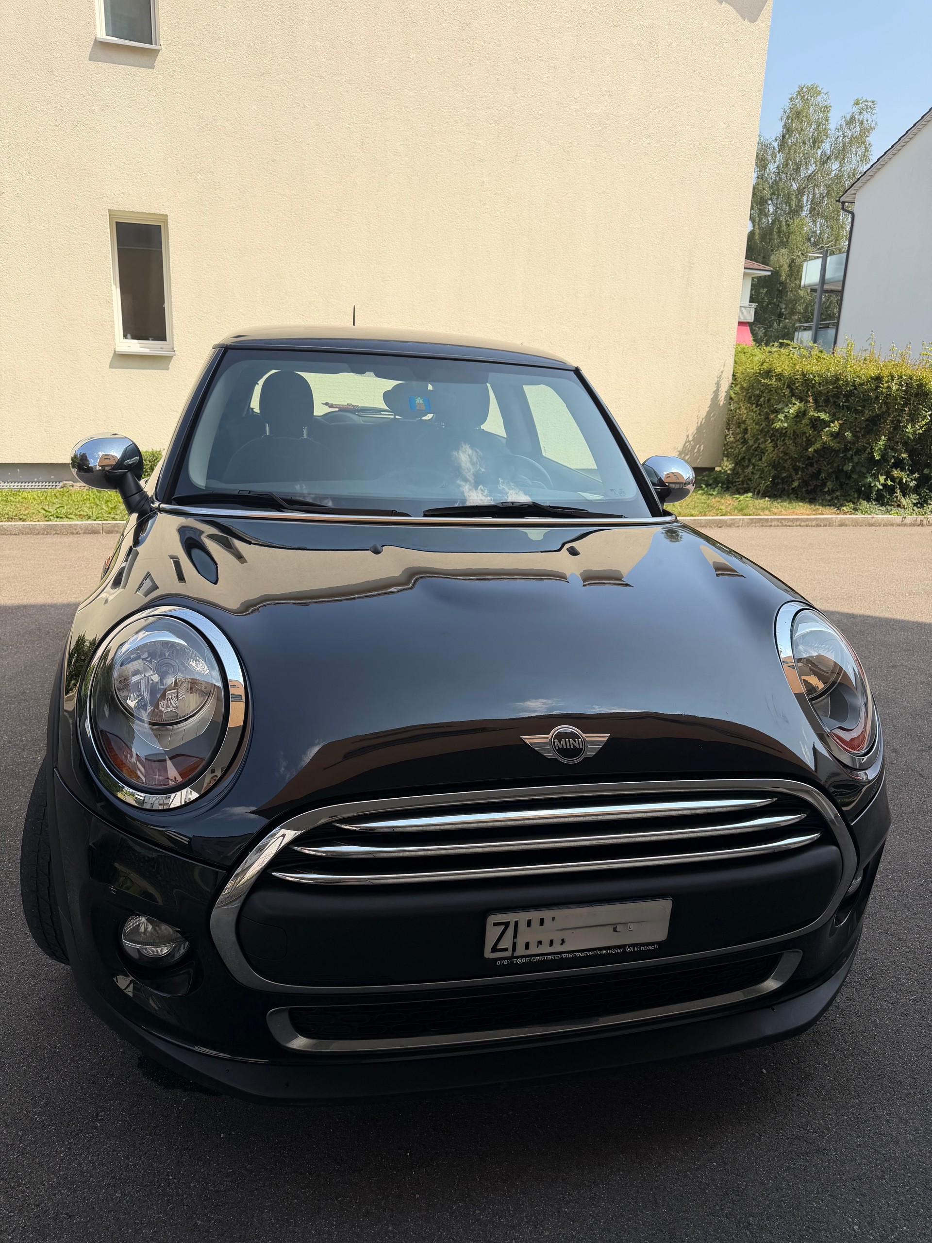 MINI One D-image-0
