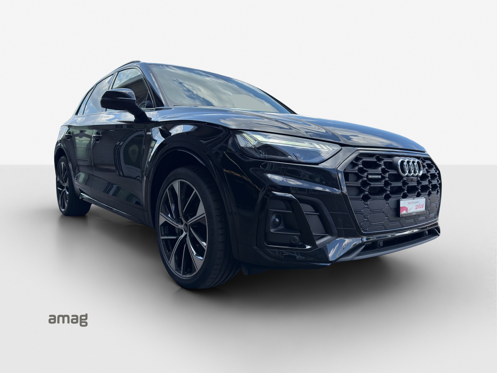 AUDI Q5 50 TFSI e PHEV S line quattro S-tronic-image-6