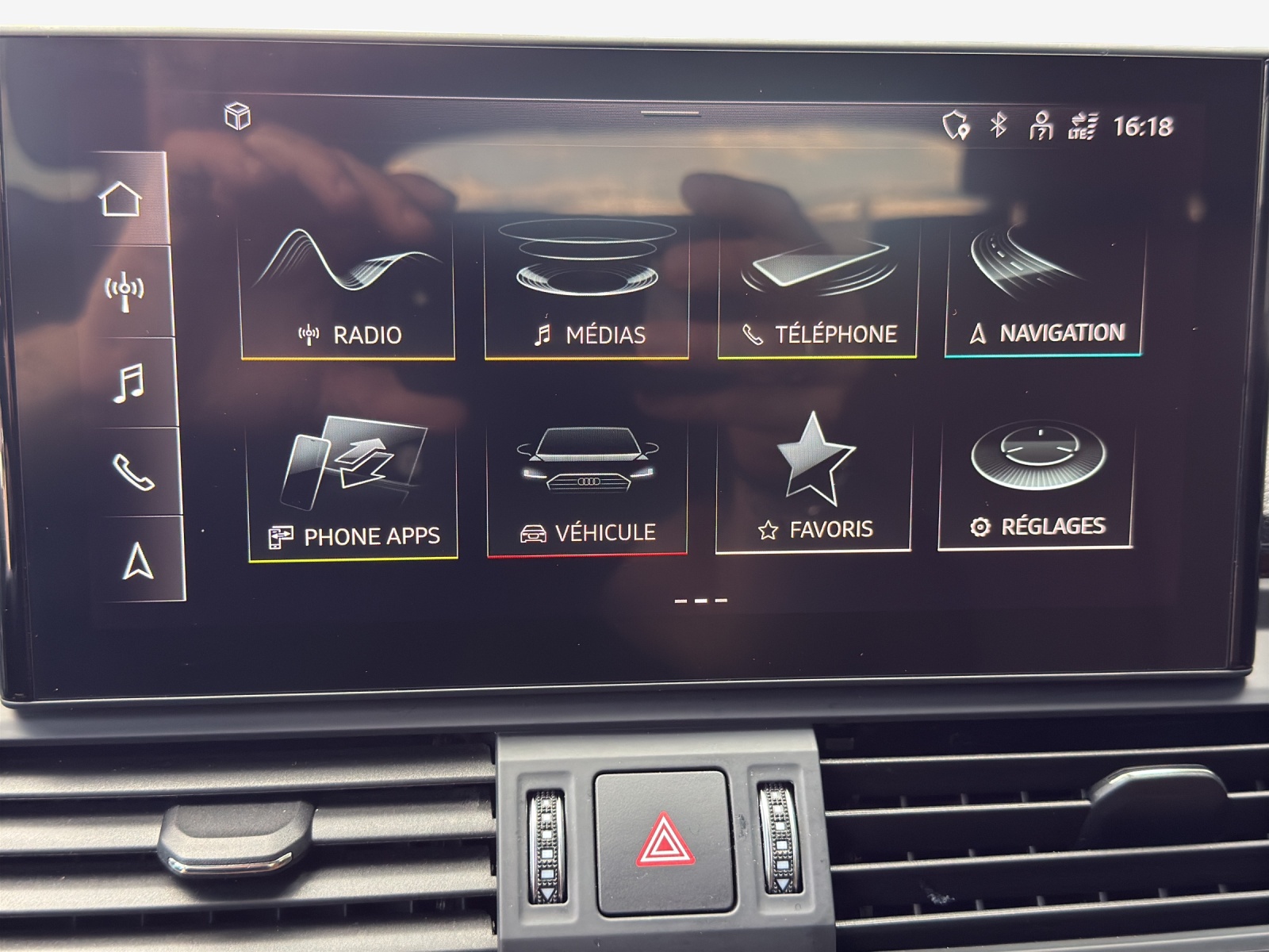 AUDI Q5 50 TFSI e PHEV S line quattro S-tronic-image-16