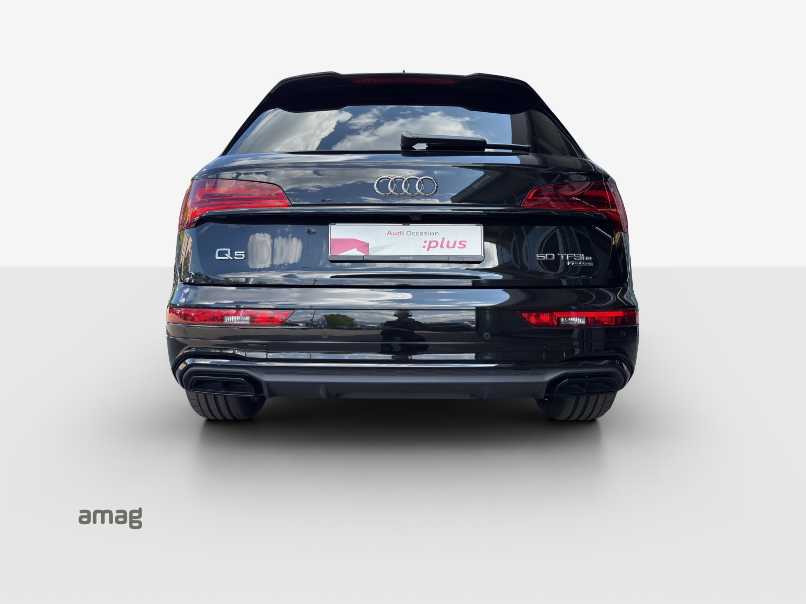 AUDI Q5 50 TFSI e PHEV S line quattro S-tronic-image-4