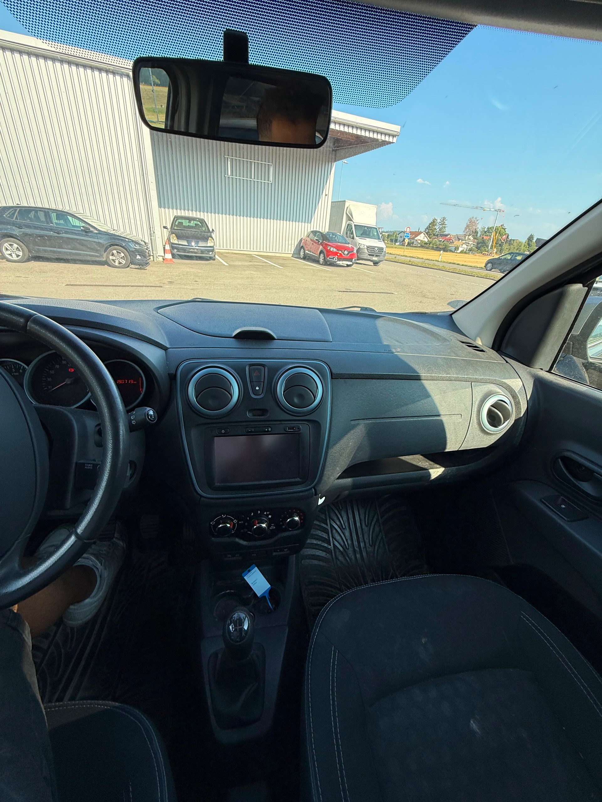 DACIA Lodgy 1.2 Turbo Ambiance 5PL-image-1