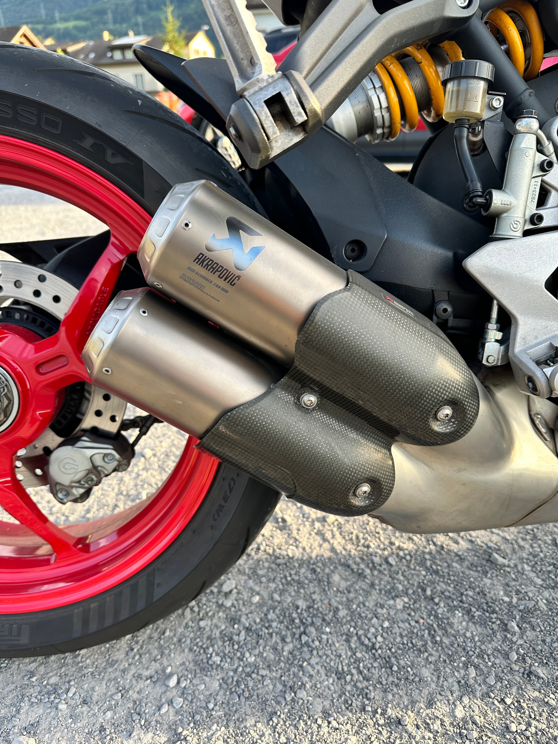 DUCATI 950 Supersport S-image-2
