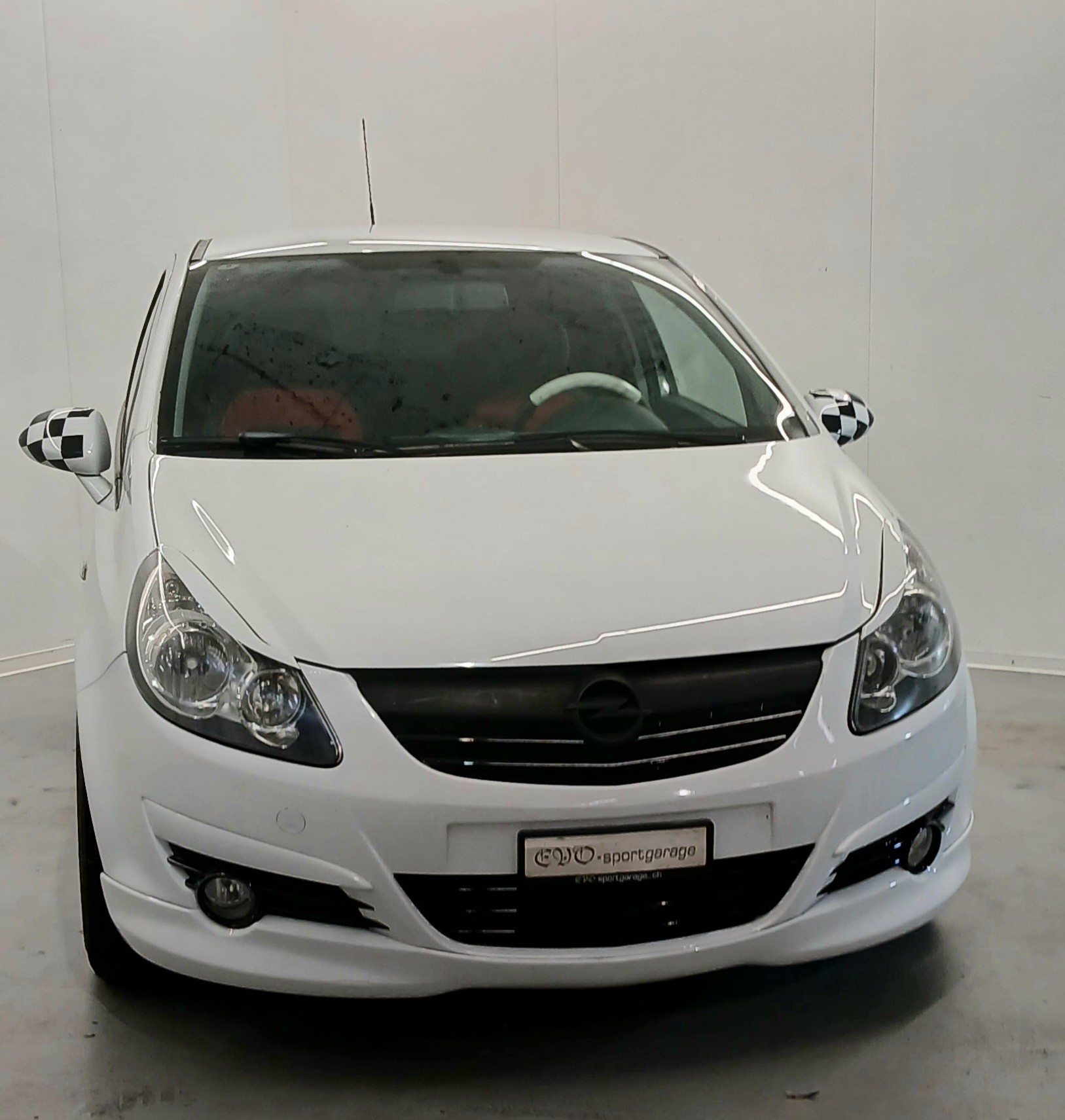 OPEL Corsa 1.6 Turbo Color Edition-image-0