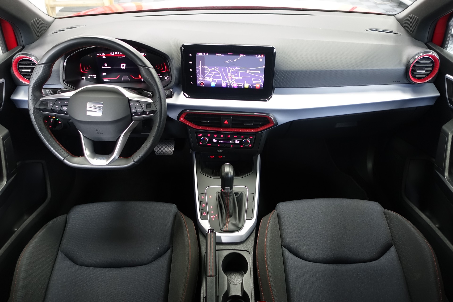 SEAT Arona 1.0 TSI FR DSG-image-15
