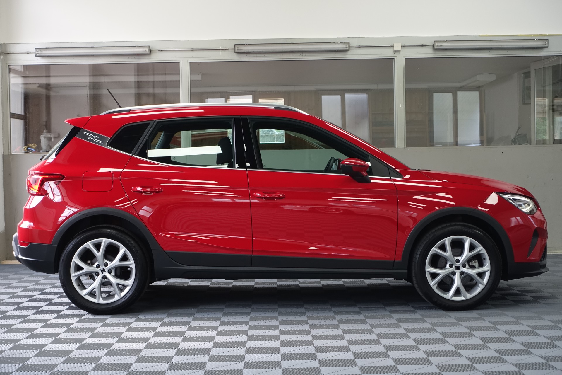 SEAT Arona 1.0 TSI FR DSG-image-3