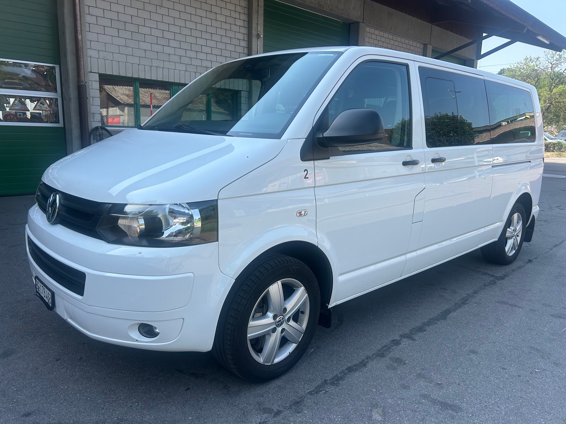 VW T5 2.0 Bi-TDI BMT 4Motion DSG-image-0