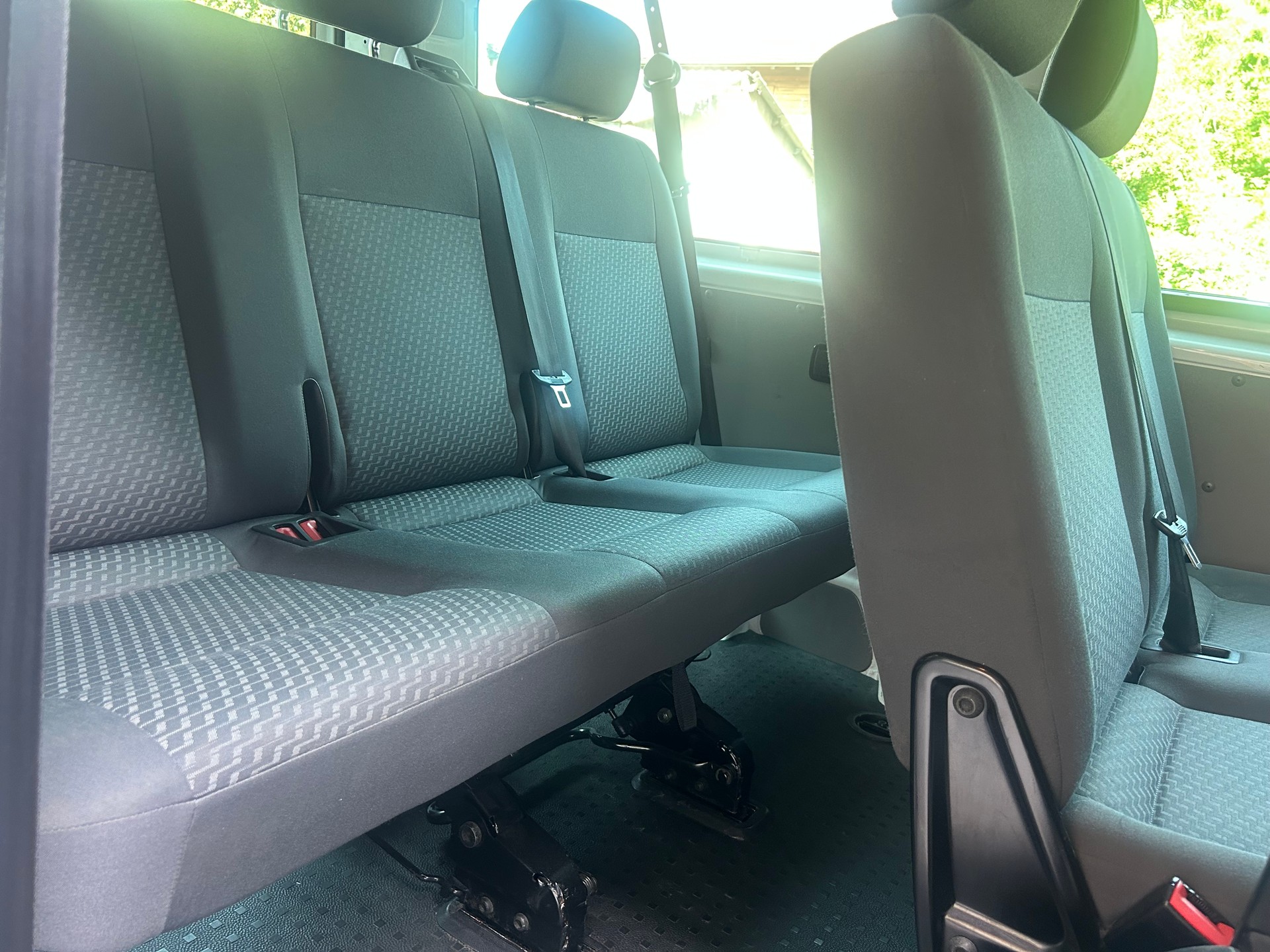 VW T5 2.0 Bi-TDI BMT 4Motion DSG-image-8