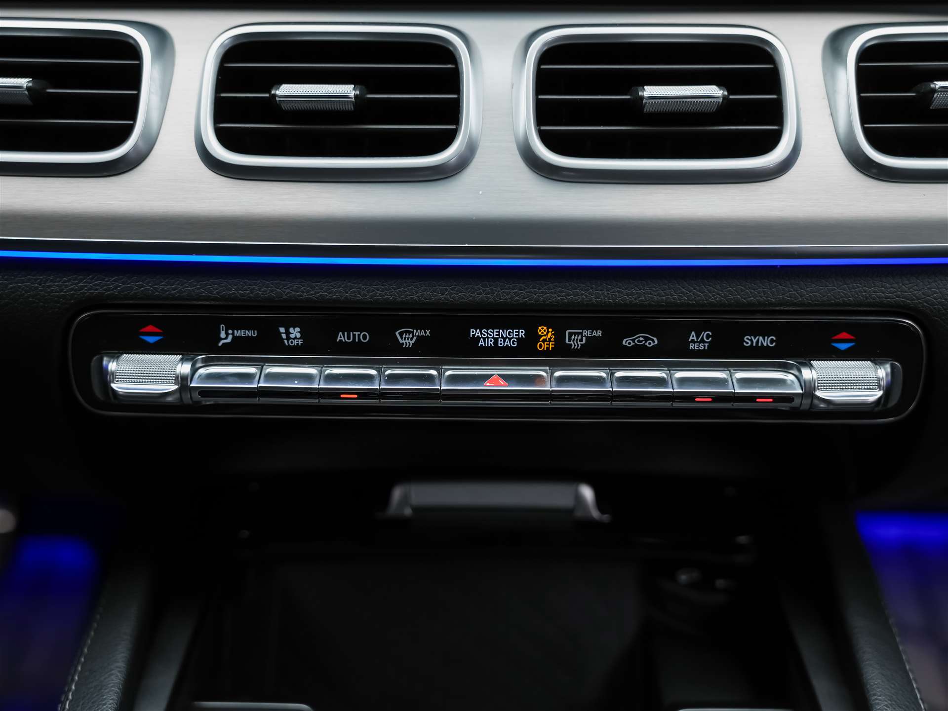 MERCEDES-BENZ GLE 300 d 4Matic AMG Line 9G-Tronic *CH Fahrzeug*7 Plätzer*AHK*-image-22