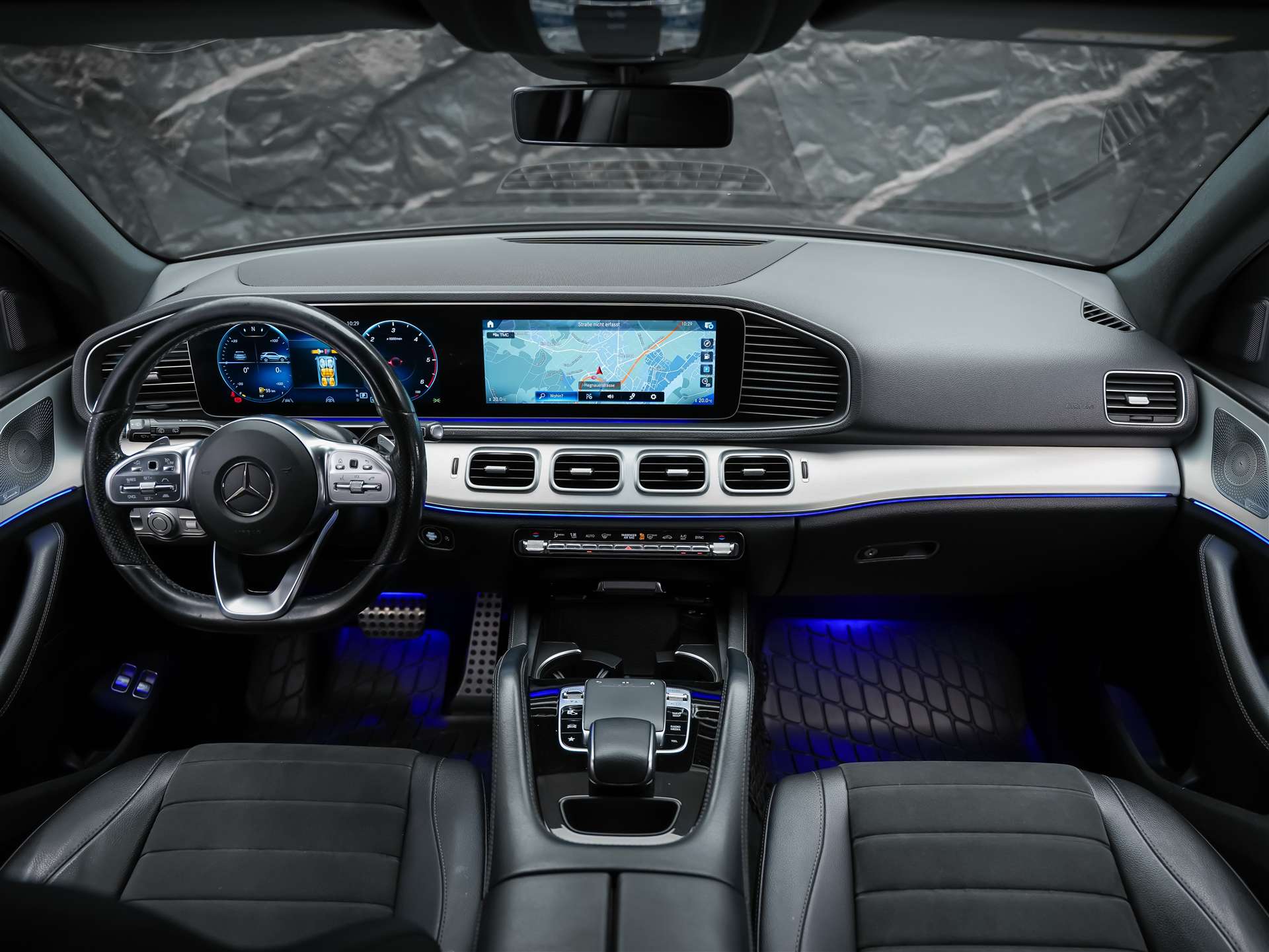MERCEDES-BENZ GLE 300 d 4Matic AMG Line 9G-Tronic *CH Fahrzeug*7 Plätzer*AHK*-image-18