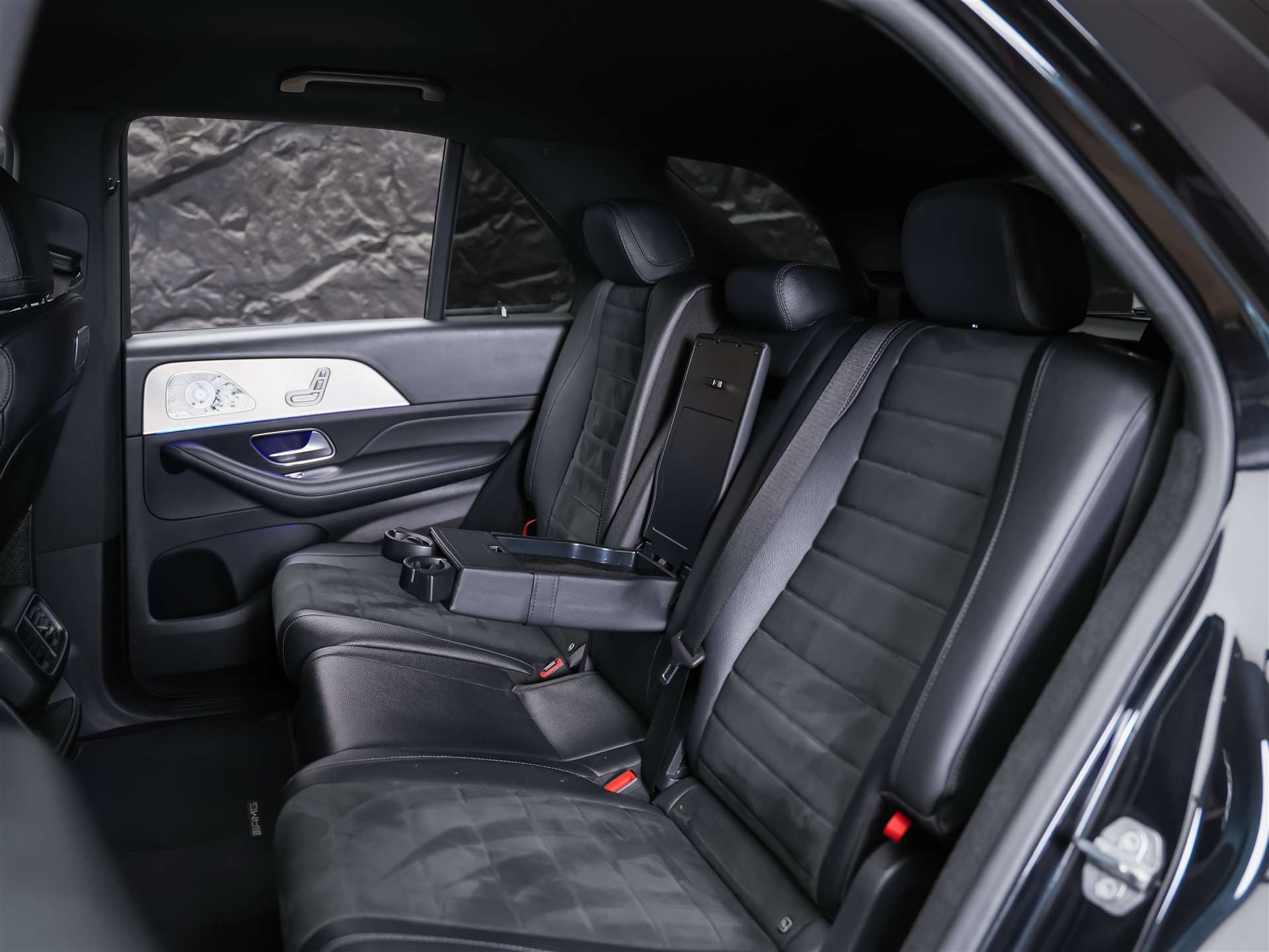 MERCEDES-BENZ GLE 300 d 4Matic AMG Line 9G-Tronic *CH Fahrzeug*7 Plätzer*AHK*-image-12