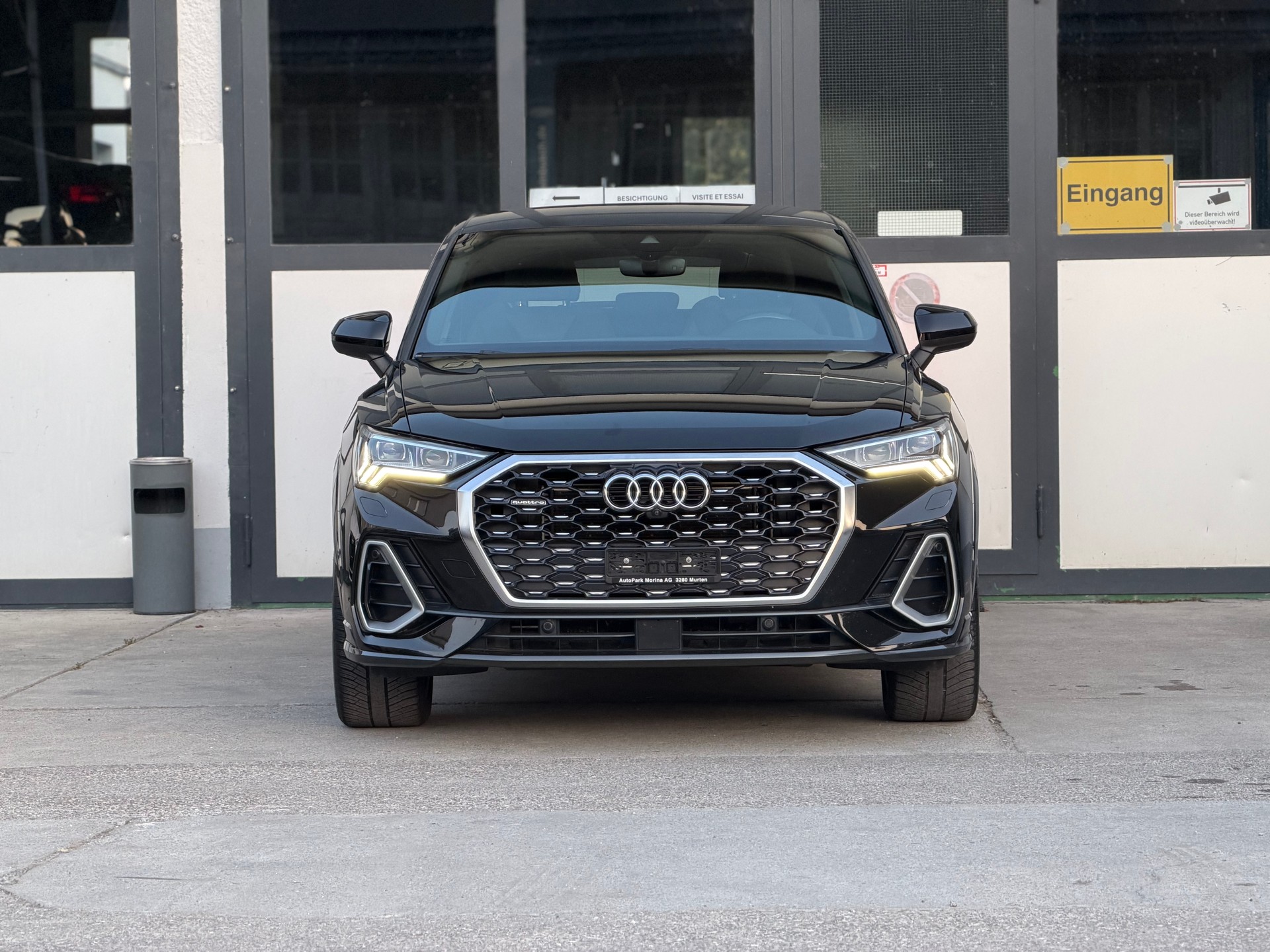 AUDI Q3 Sportback 45 TFSI S line quattro S-tronic-image-2