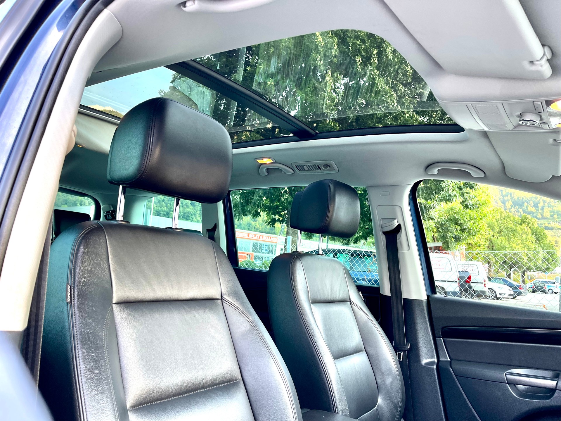 SEAT Alhambra 2.0 TDI Style Viva DSG-image-24