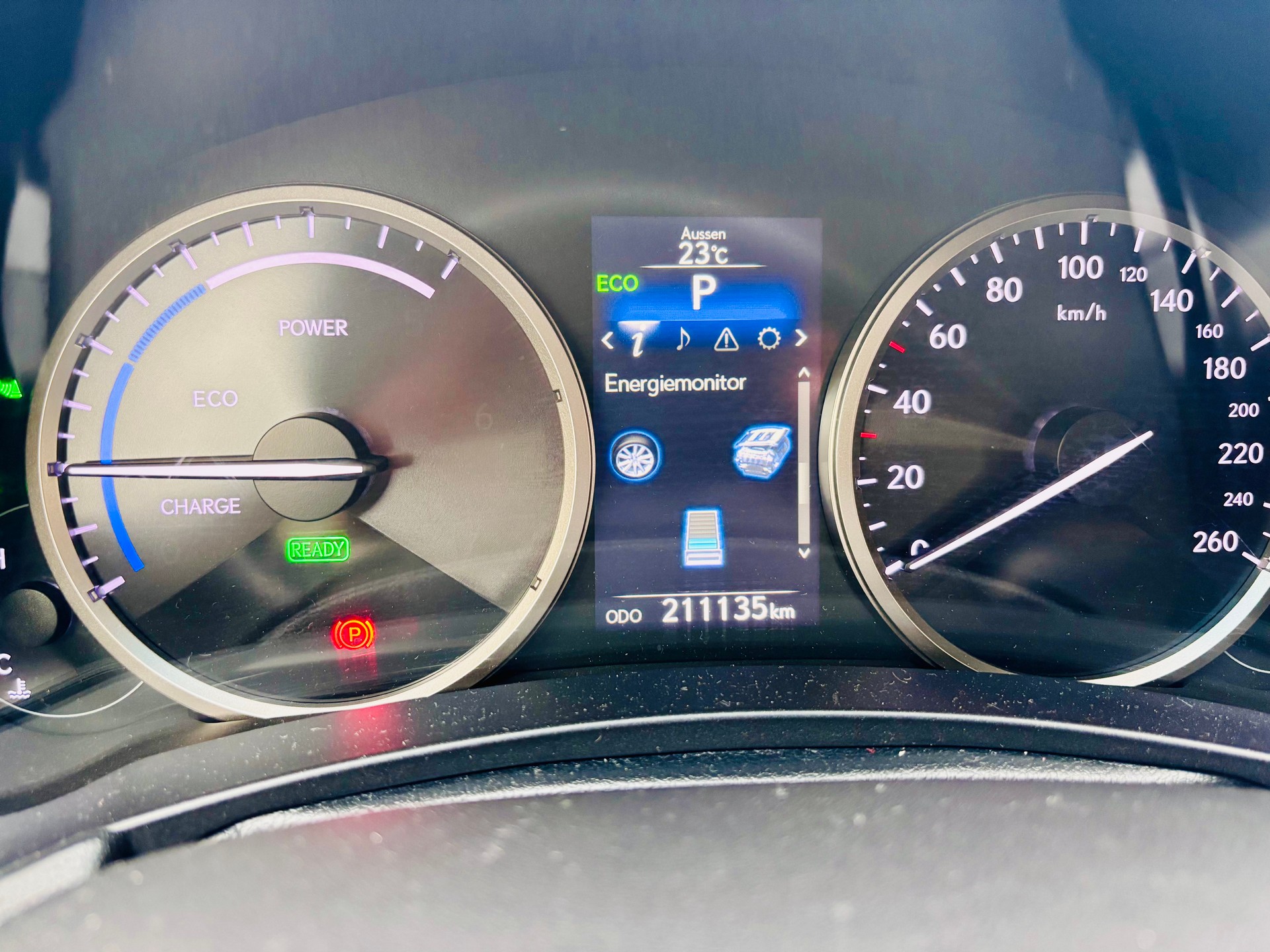 LEXUS 300h Comfort-image-4