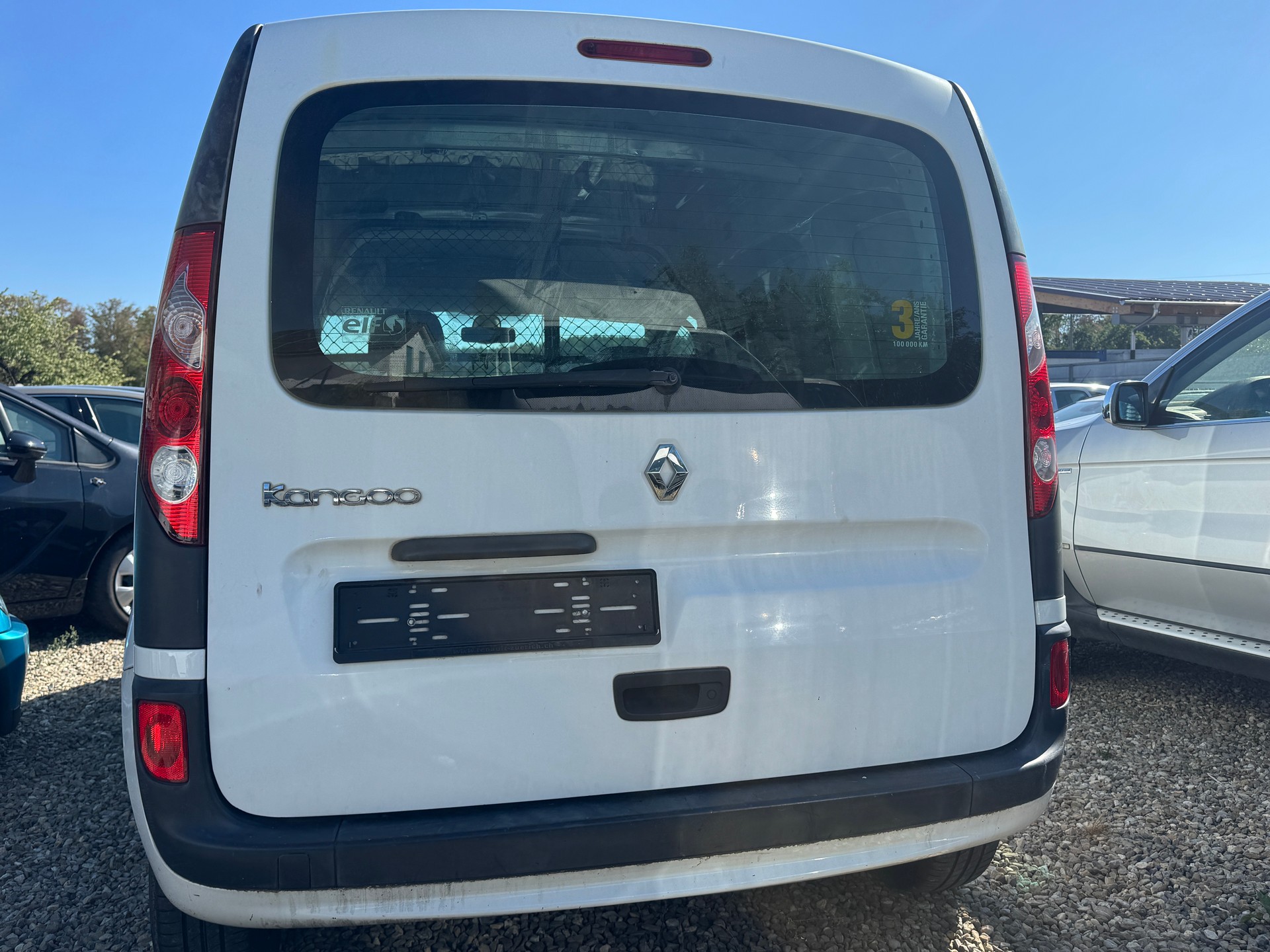 RENAULT Kangoo 1.6 105 Business A-image-3