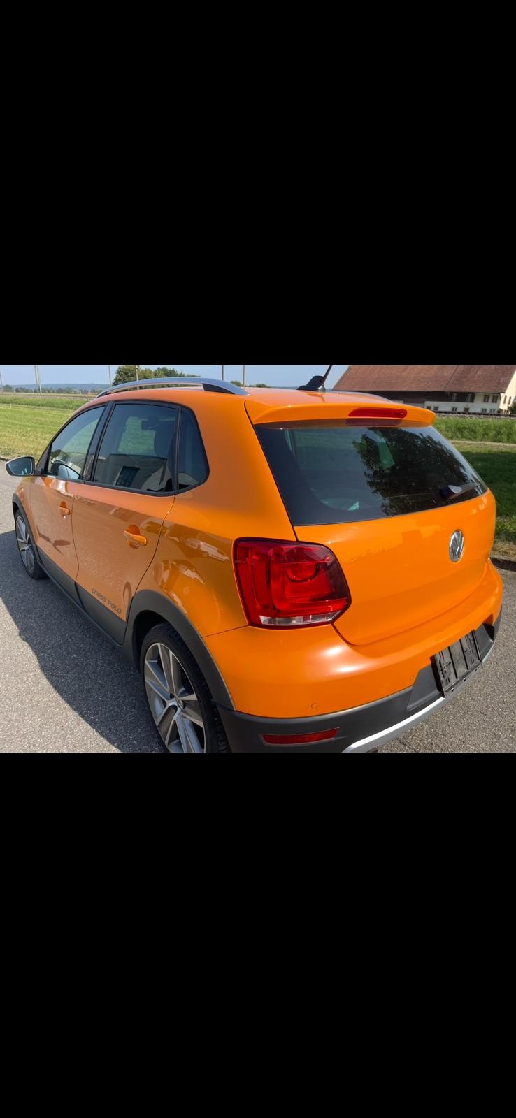 VW CrossPolo 1.6 TDI-image-4