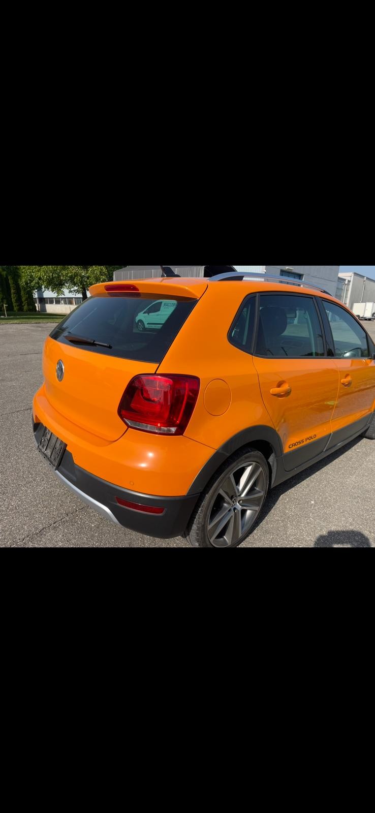 VW CrossPolo 1.6 TDI-image-2