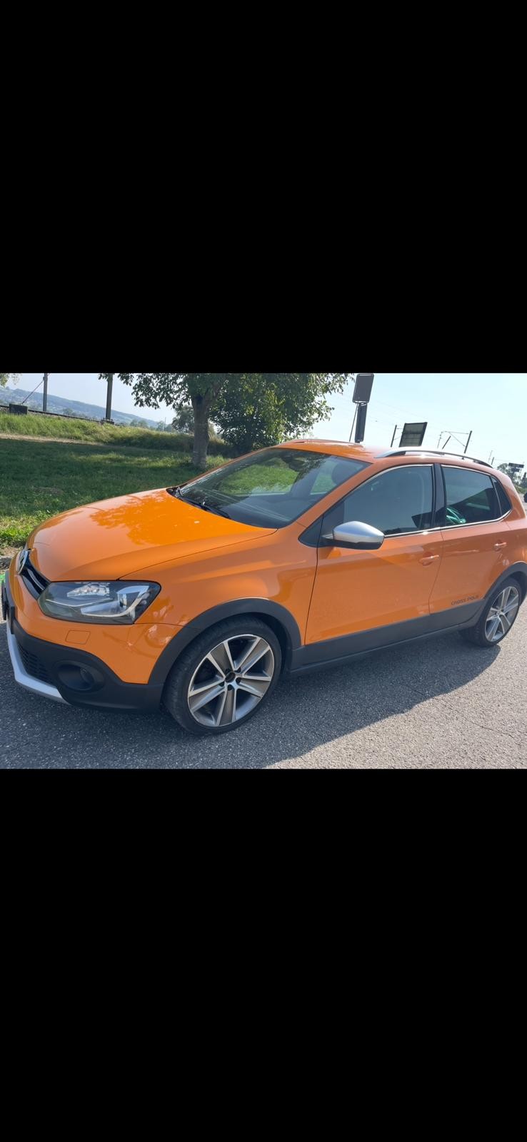 VW CrossPolo 1.6 TDI-image-5