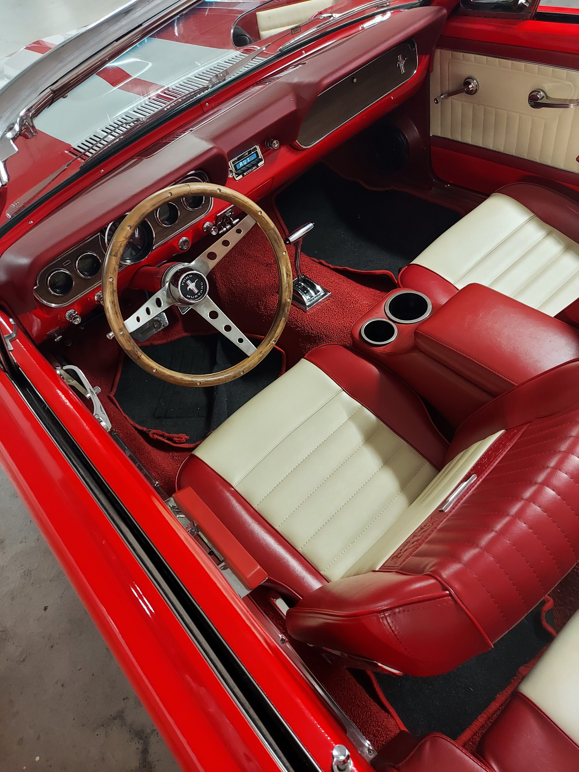 FORD GT-350-image-1
