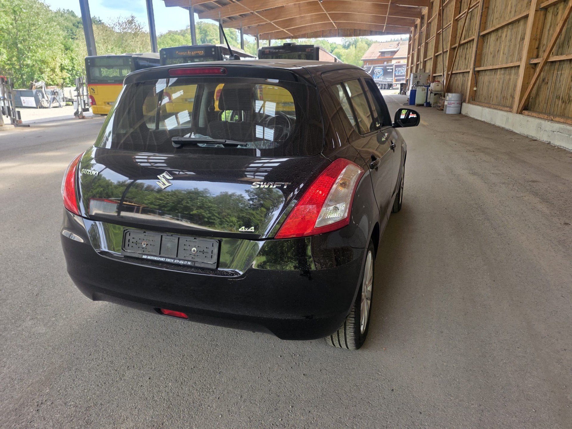 SUZUKI Swift 1.2i 16V GL Top 4x4-image-11