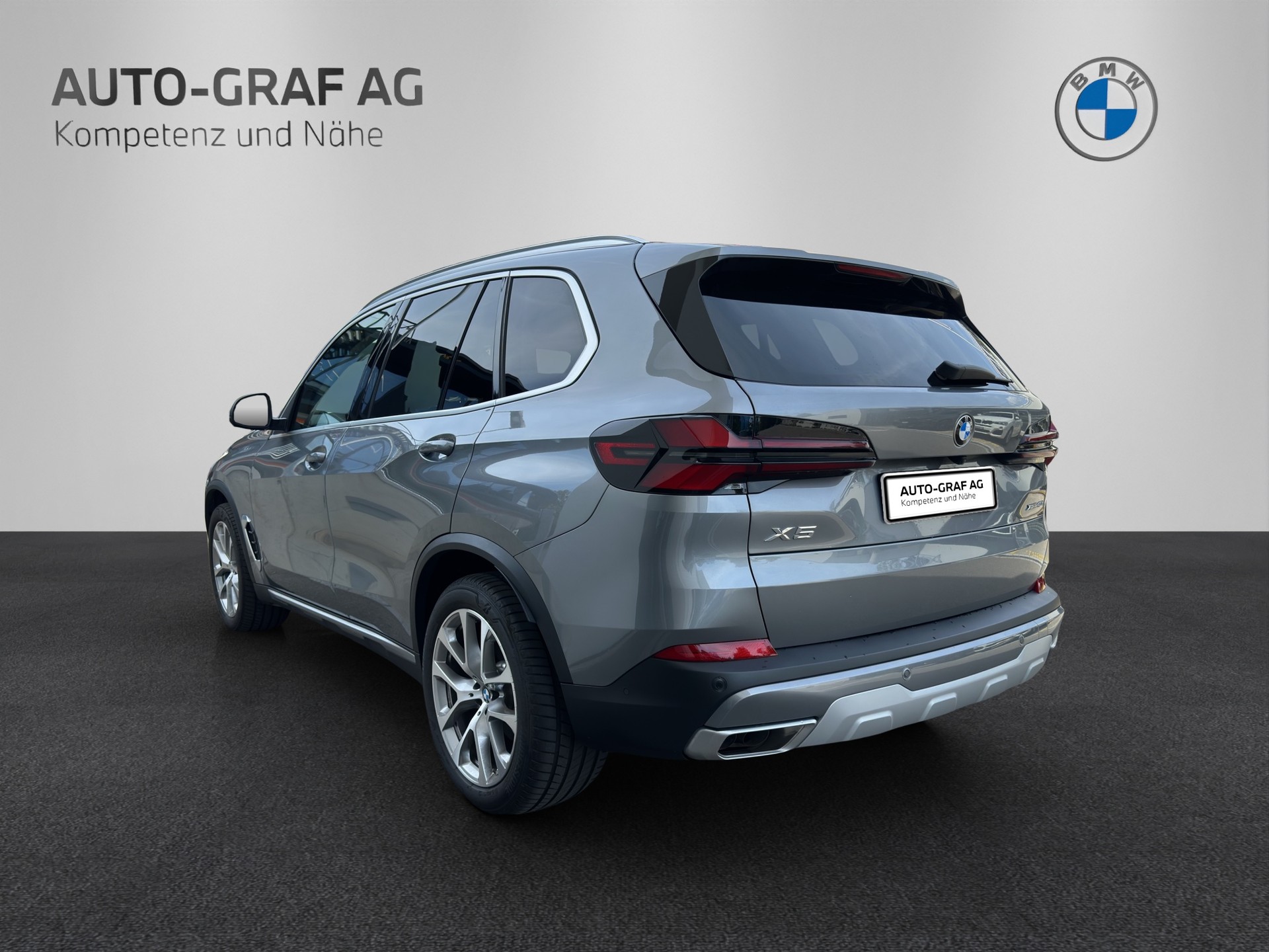 BMW X5 40i xDrive SAG-image-2