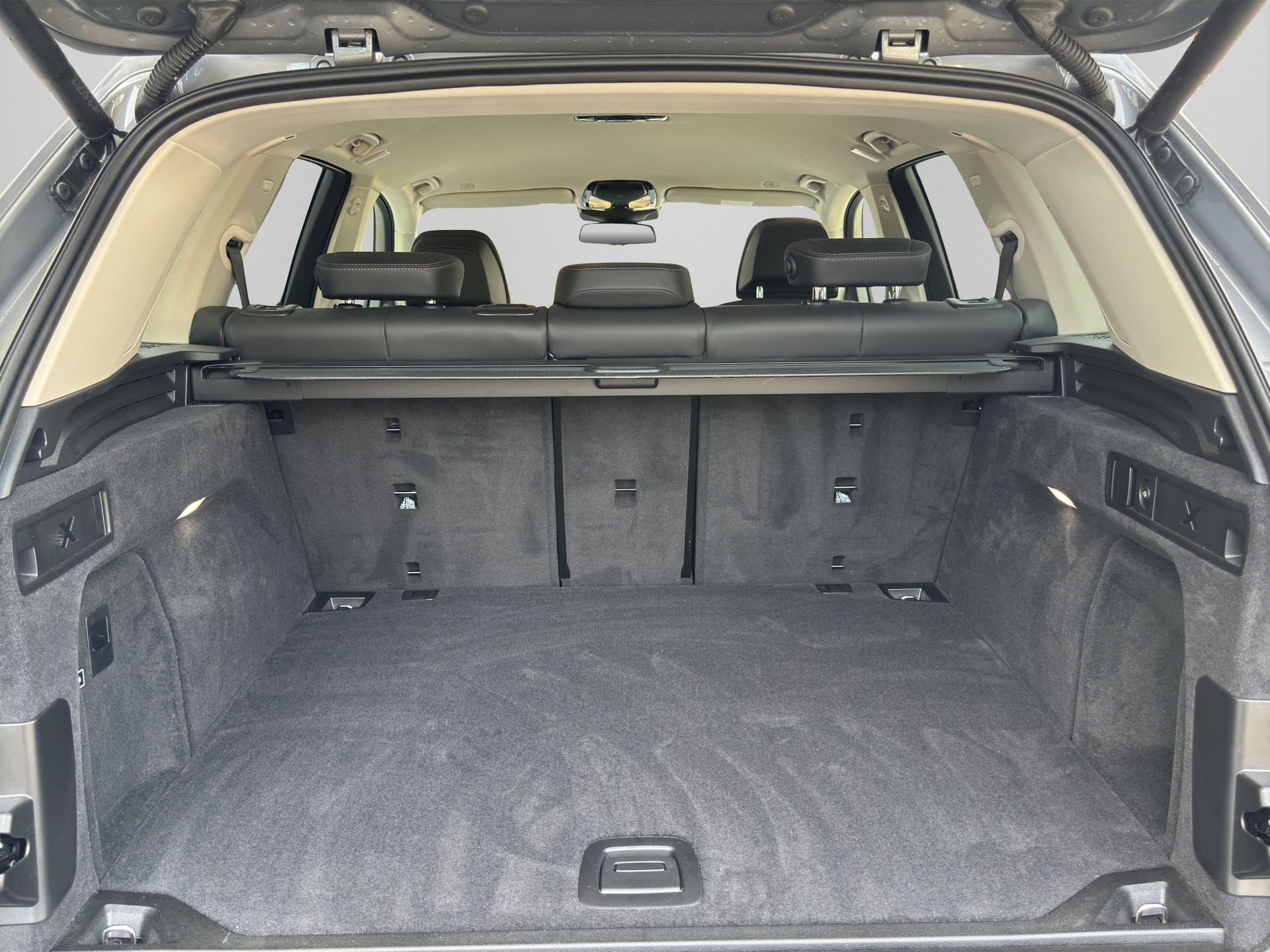 BMW X5 40i xDrive SAG-image-21