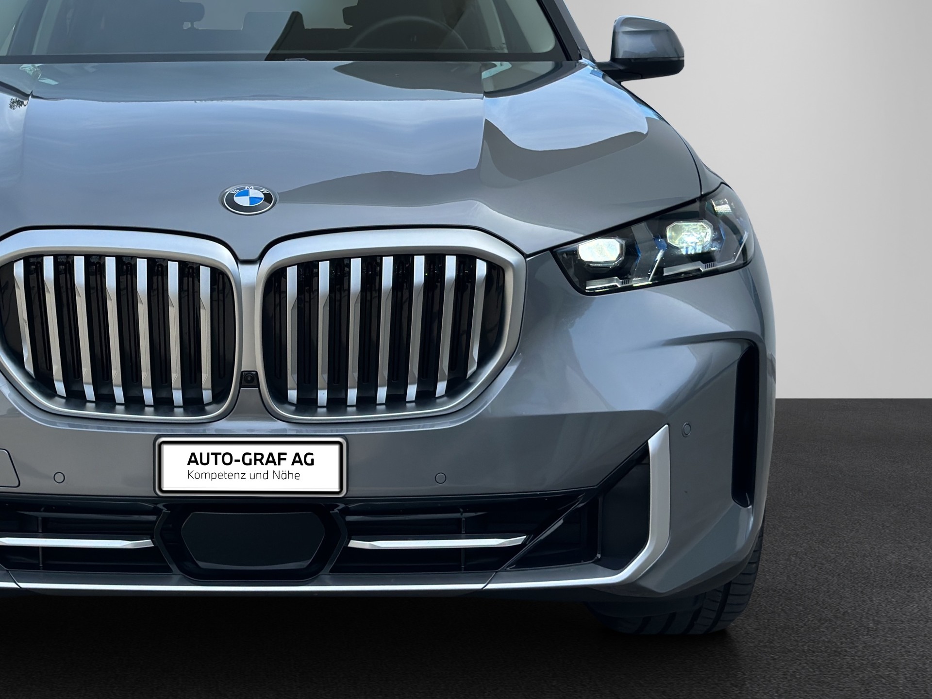 BMW X5 40i xDrive SAG-image-8