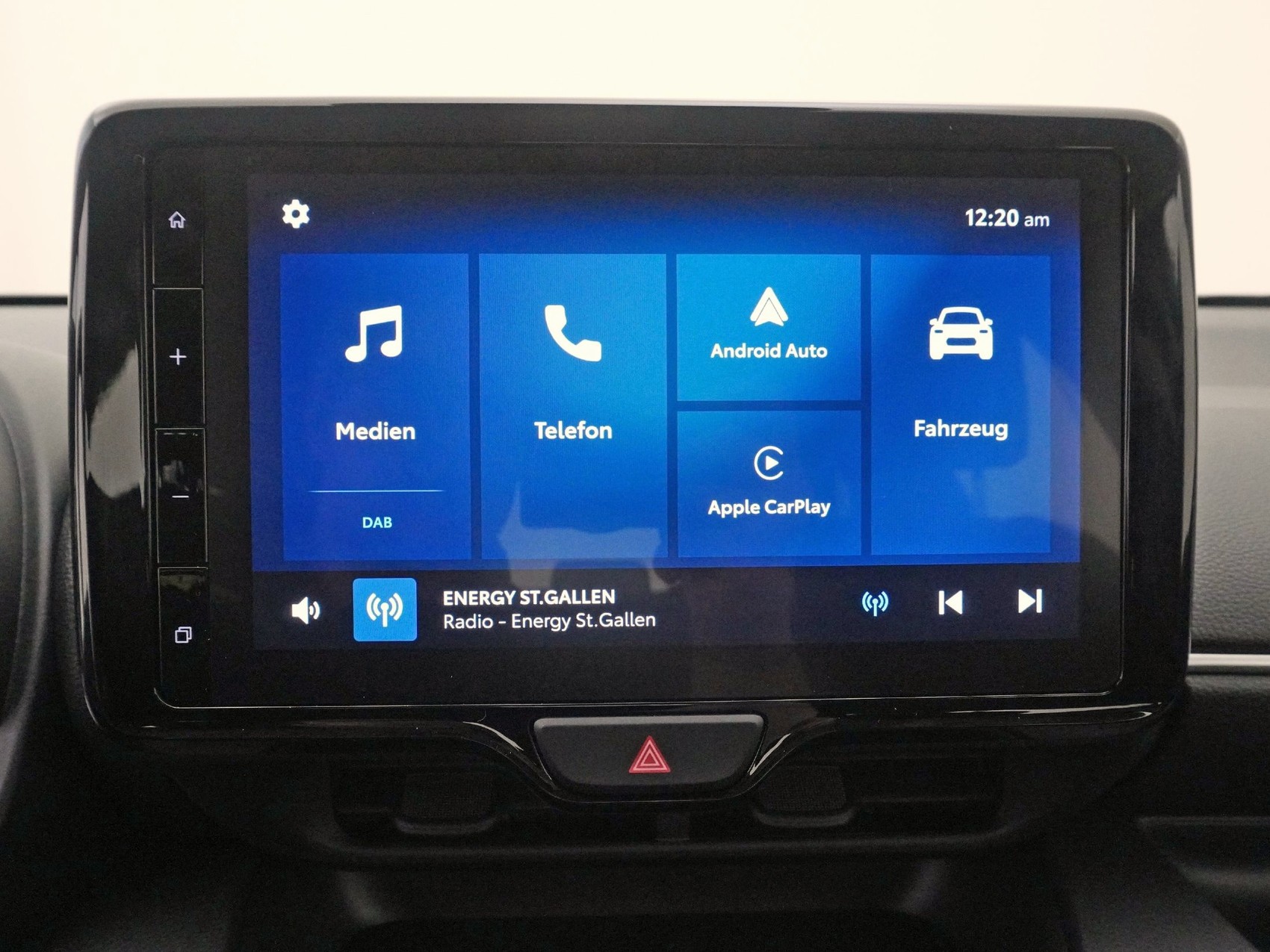 MAZDA 2 1.5 Hybrid Exclusive-Line-image-11