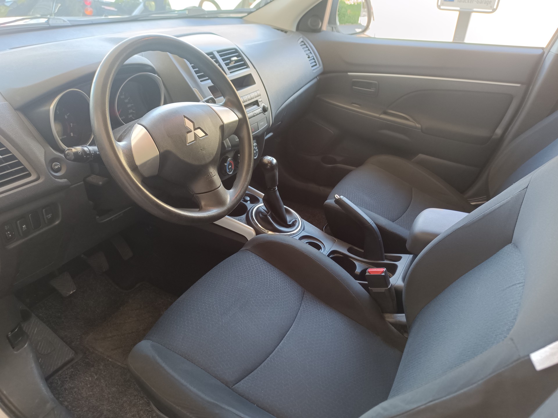 MITSUBISHI ASX 1.6 Jubilé35 2WD-image-5
