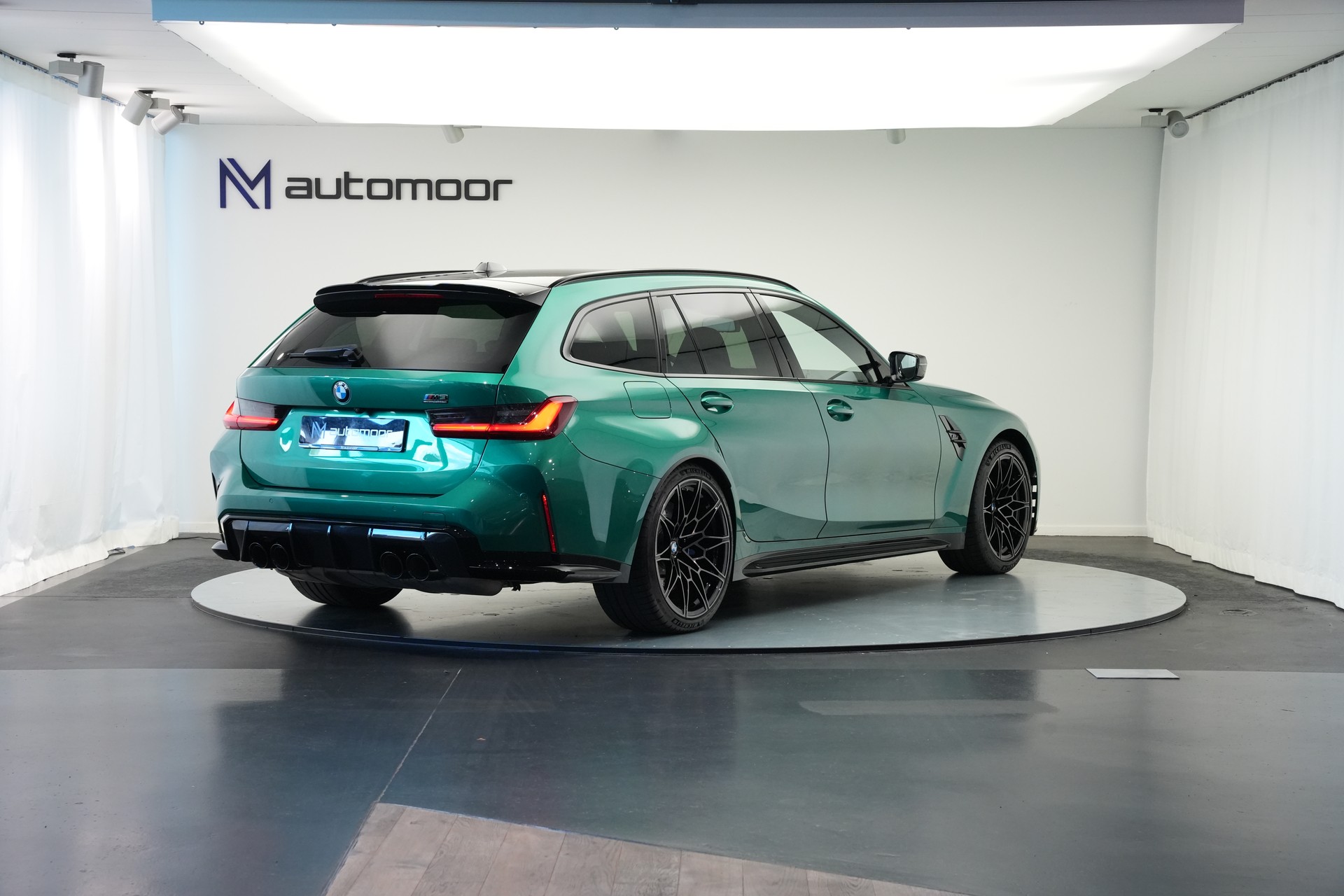 BMW M3 Touring xDrive Competition M *Facelift* *Carbon Paket*-image-4