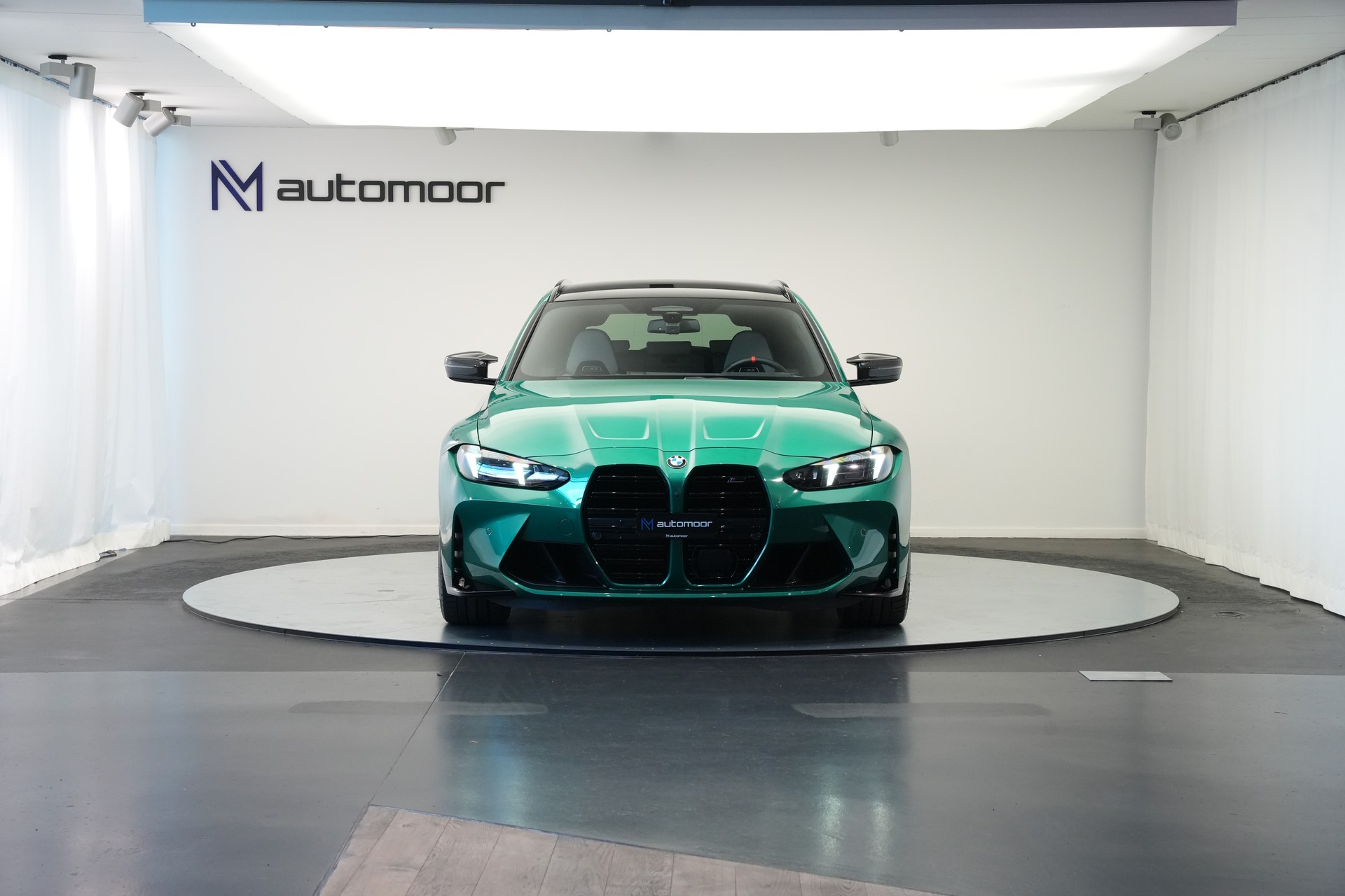 BMW M3 Touring xDrive Competition M *Facelift* *Carbon Paket*-showroom-element-1