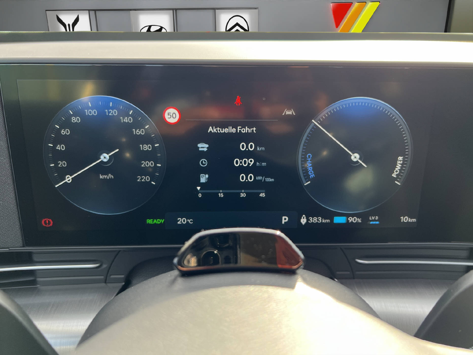 HYUNDAI Kona Electric Origo 65kWh-image-11
