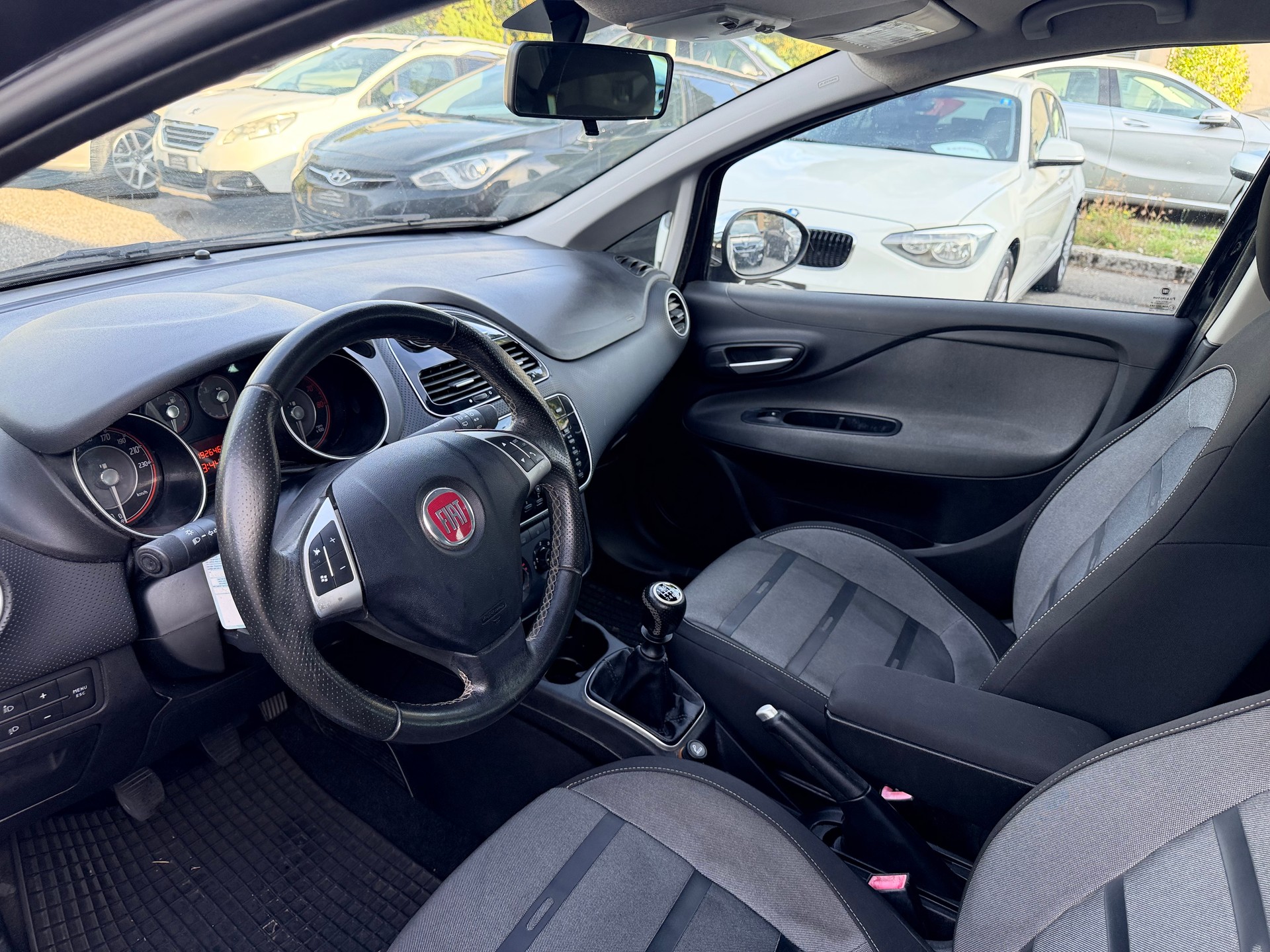 FIAT Punto Evo 1.4 16V Sporting Frisch MFK-image-12