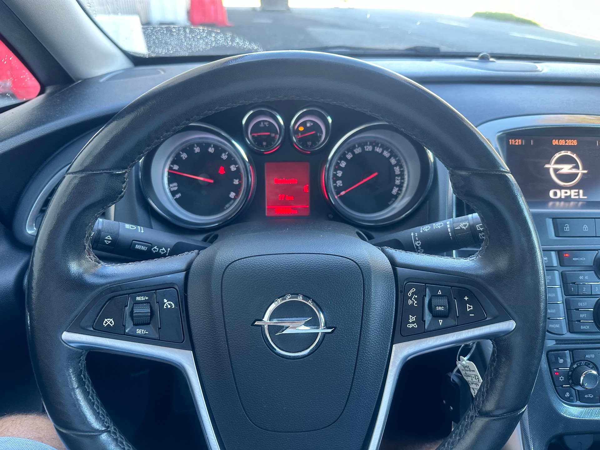 OPEL Astra 1.4i 16V Turbo Cosmo-image-9