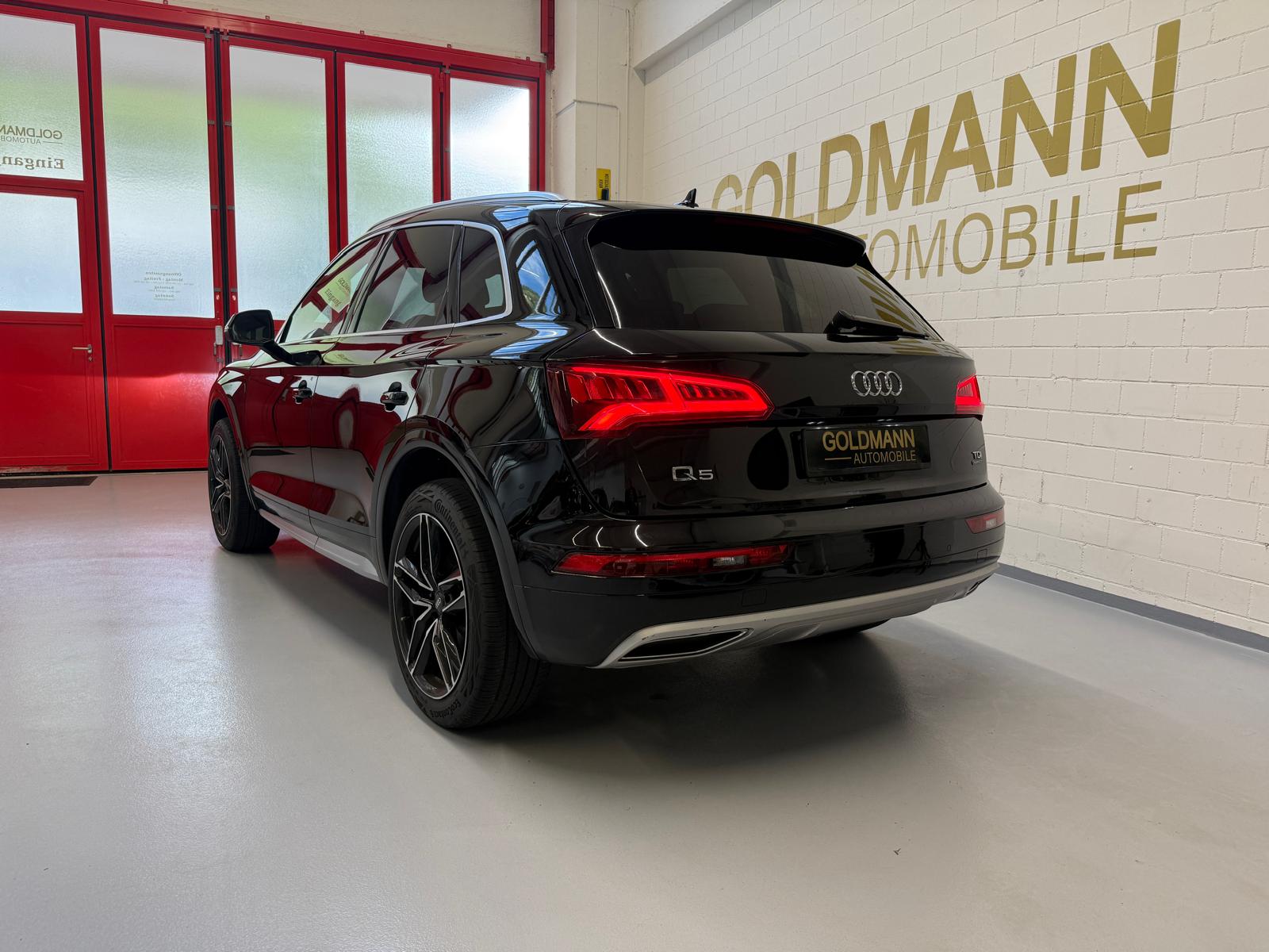 AUDI Q5 2.0 TDI sport quattro S-tronic-image-2