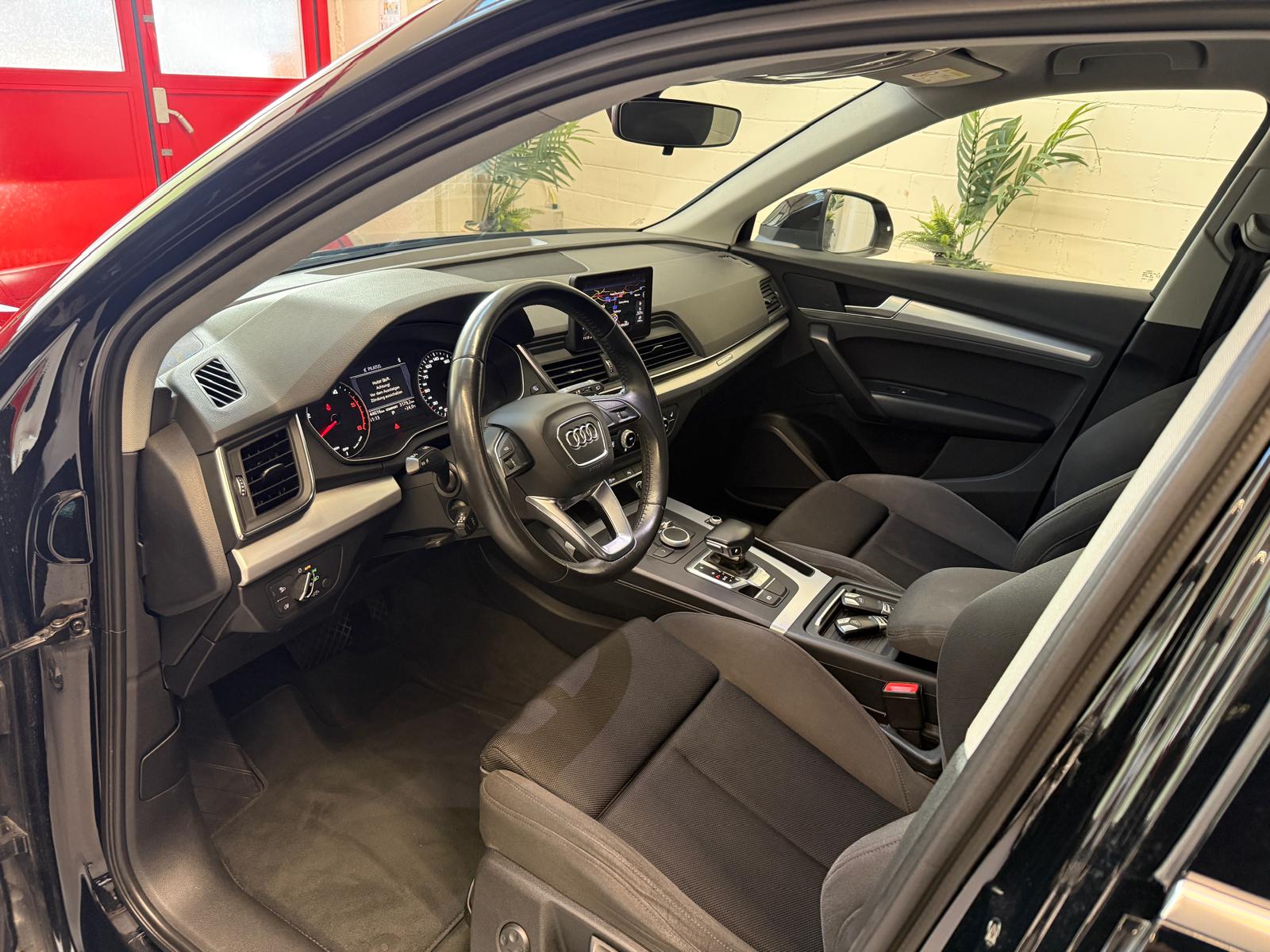 AUDI Q5 2.0 TDI sport quattro S-tronic-image-6